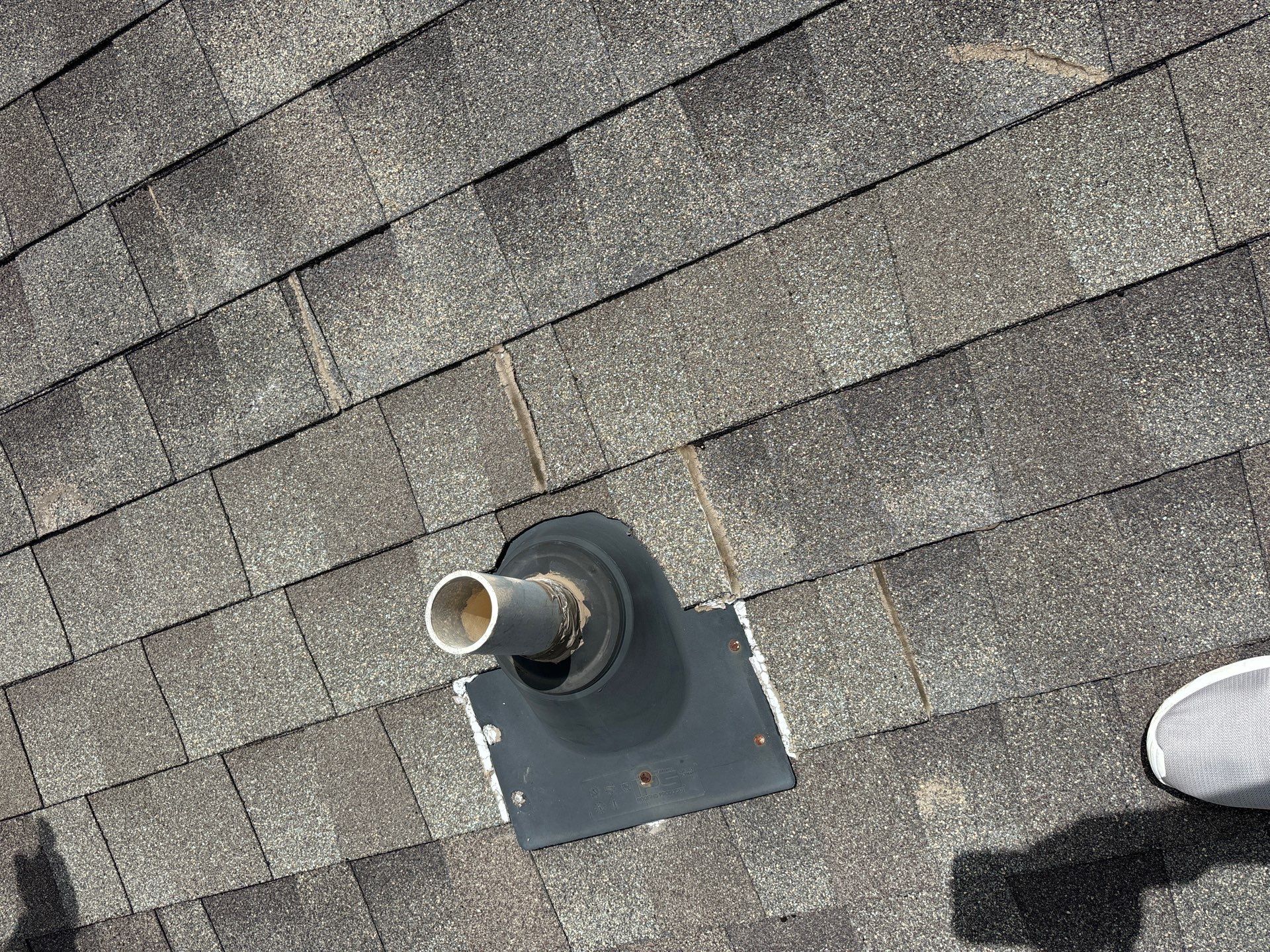 Hail Damage using Owen's Corning Duration (Lifetime) Shingles by Roof Repair Company