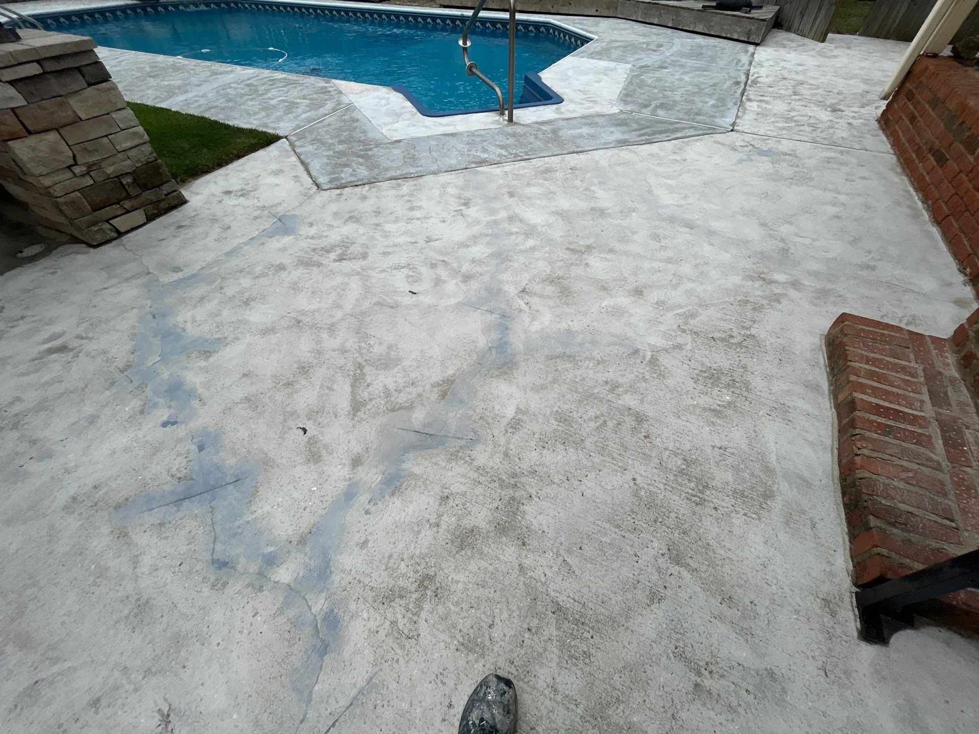 Take a look at how these floors got in shape for Summer! by Deese Elite Concrete Coatings