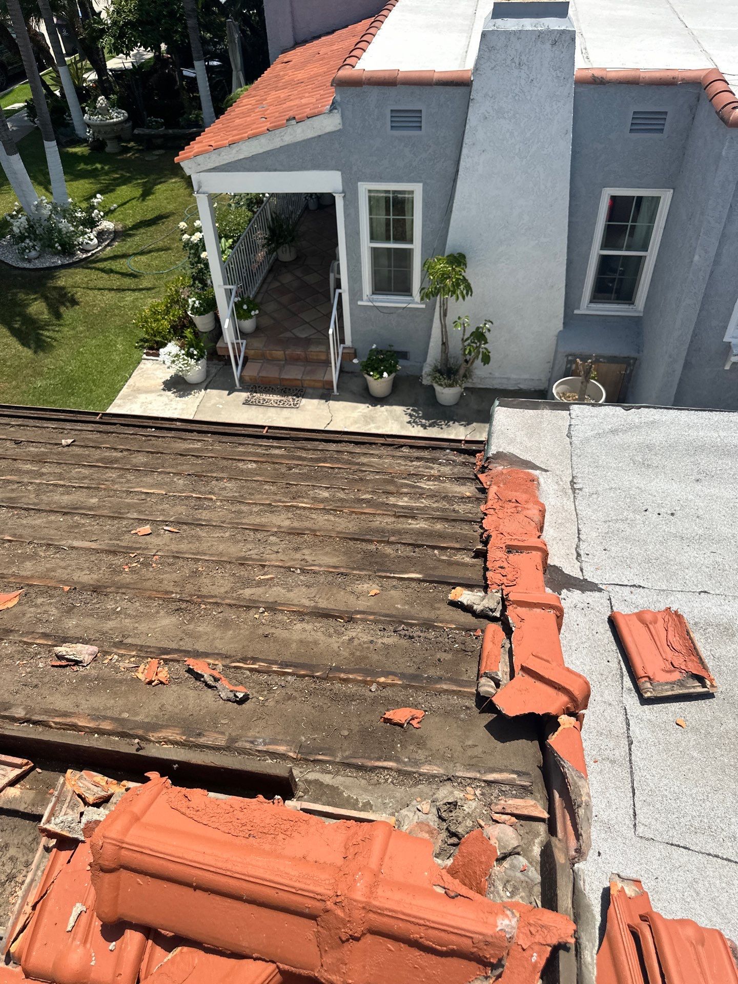 Roof Replacement - Santa Ana, CA 92707 by Epic Roof Replacement