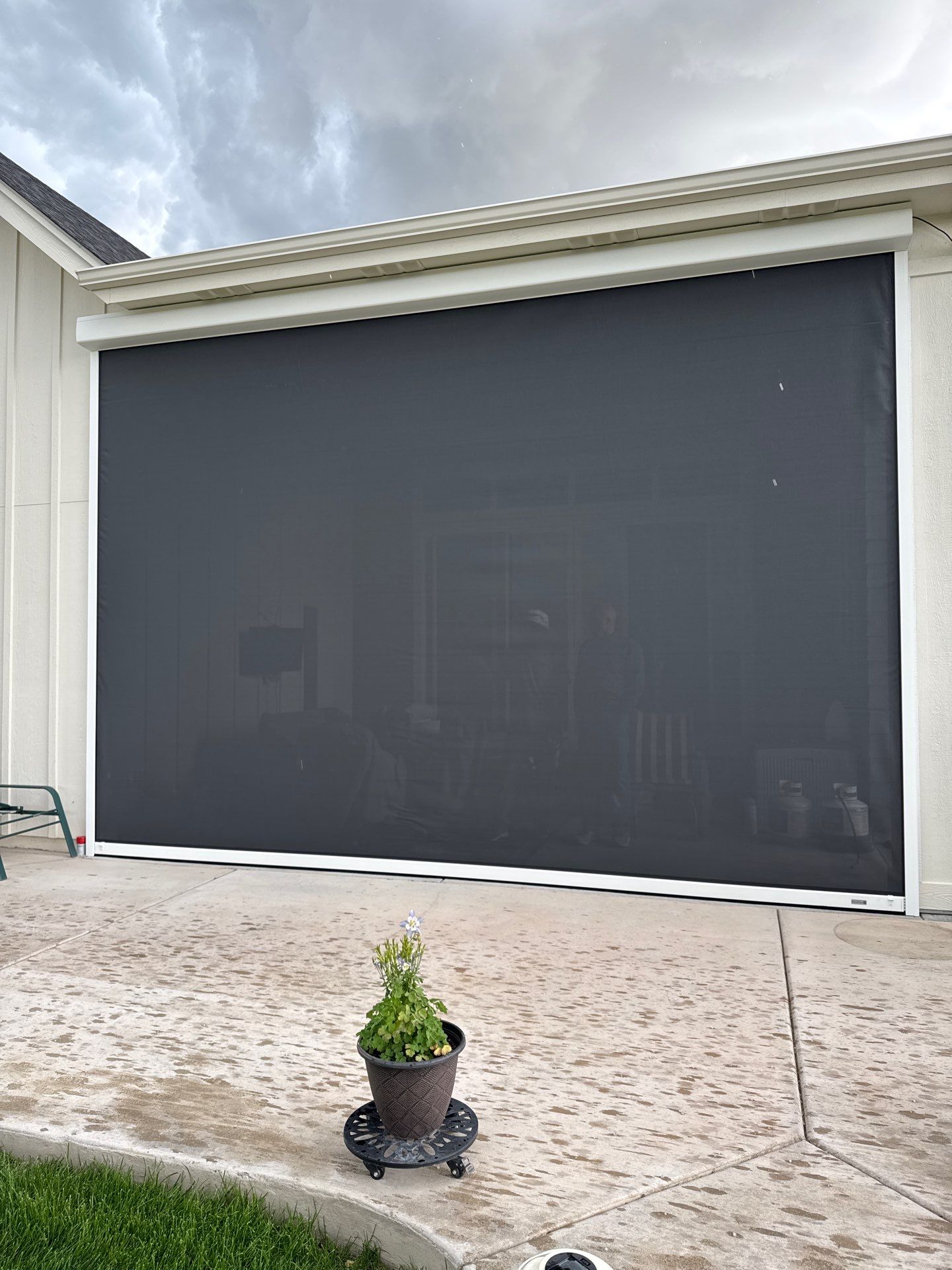 Motorized Screens using Progressive MagnaTrack Screens by Outdoor Solutions Colorado