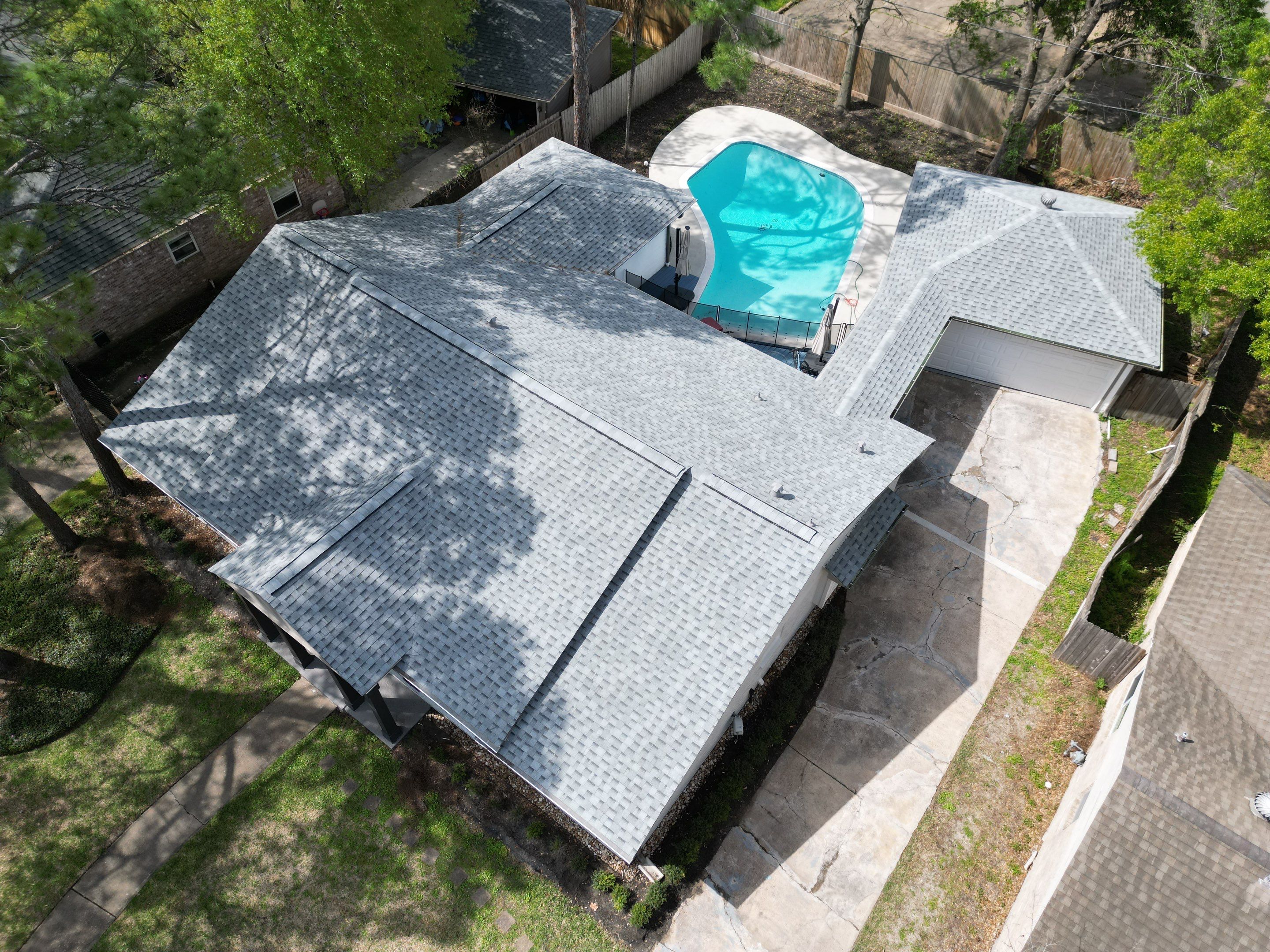 IKO Cambridge Dual Grey by HHH Roofing & Construction