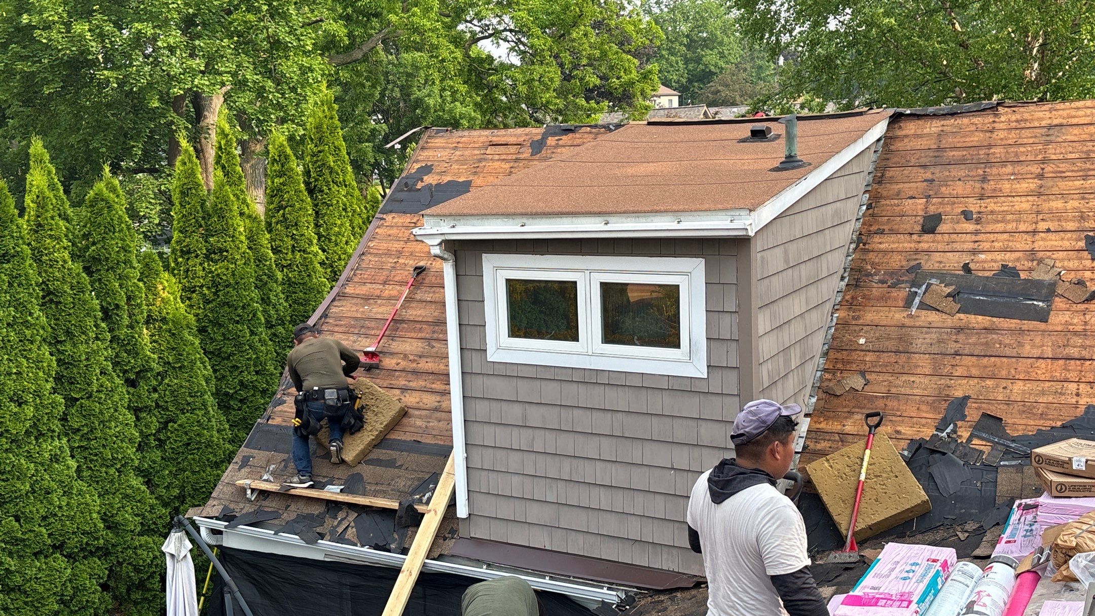 Roof Replacement using Owens Corning Sand Dune by 180 Contractors