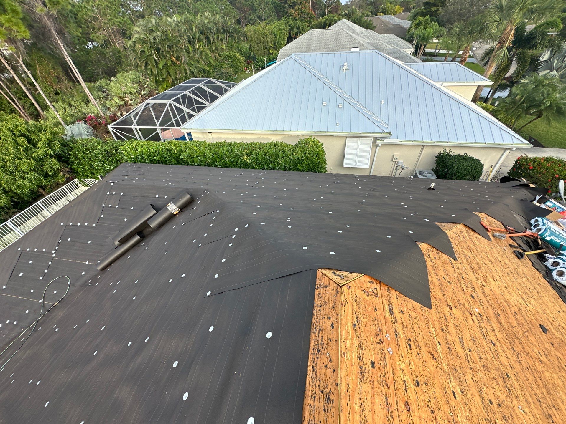 Champagne Standing Seam by Reimagine Roofing
