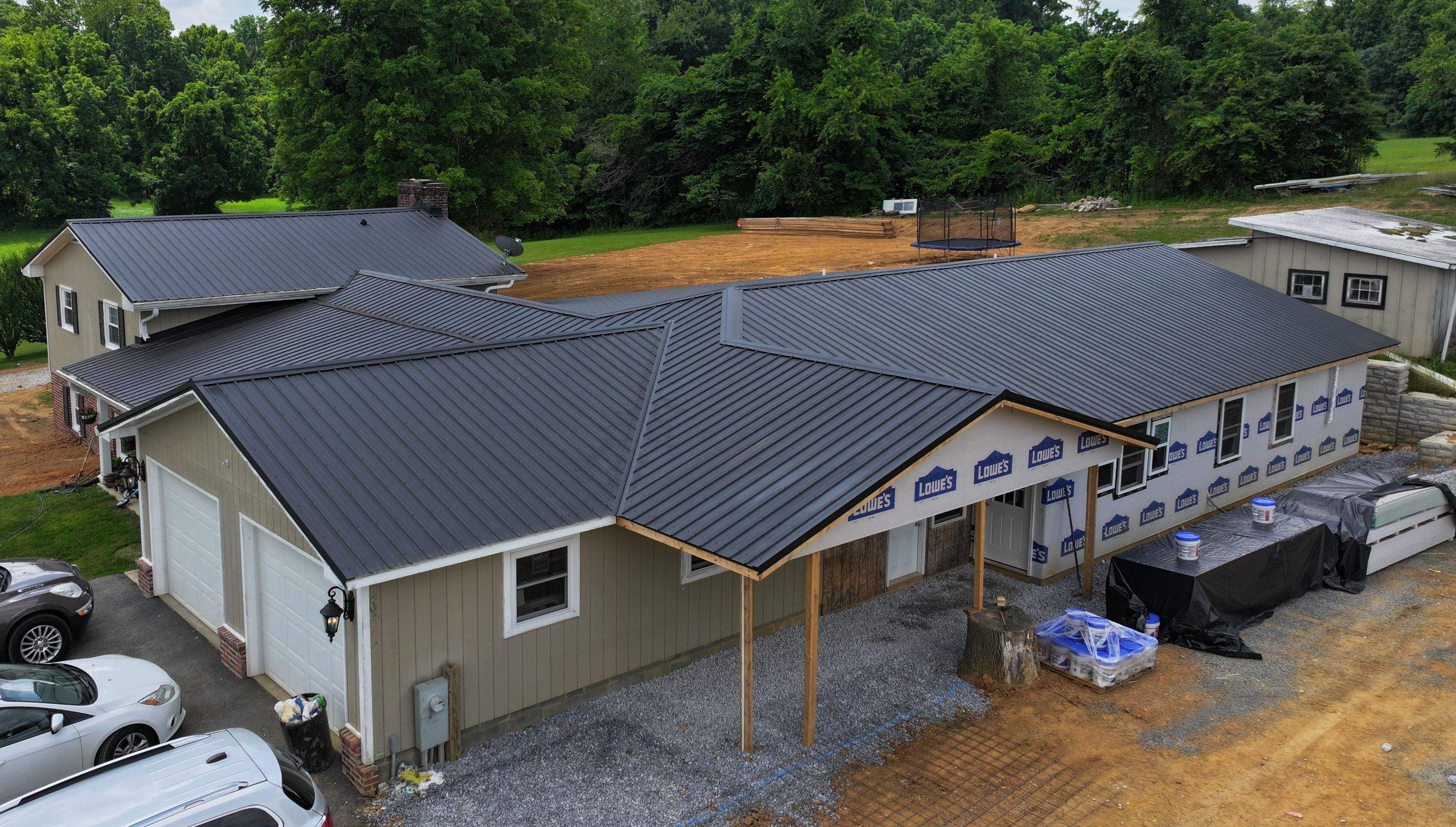 Farrell Residence  by Omnia Roofing
