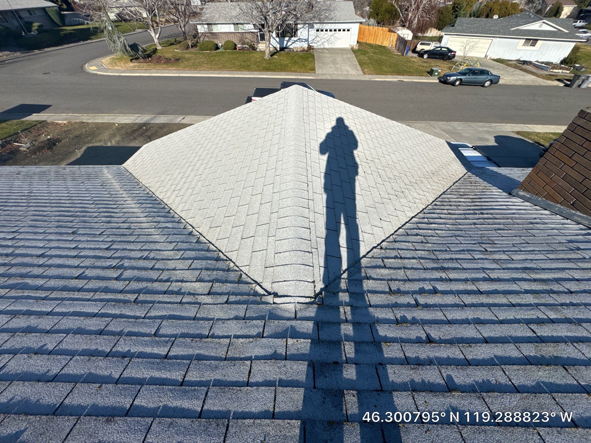 Full Residential Roof Replacement with Architectural Shingles in Richland by Alpine Roofing