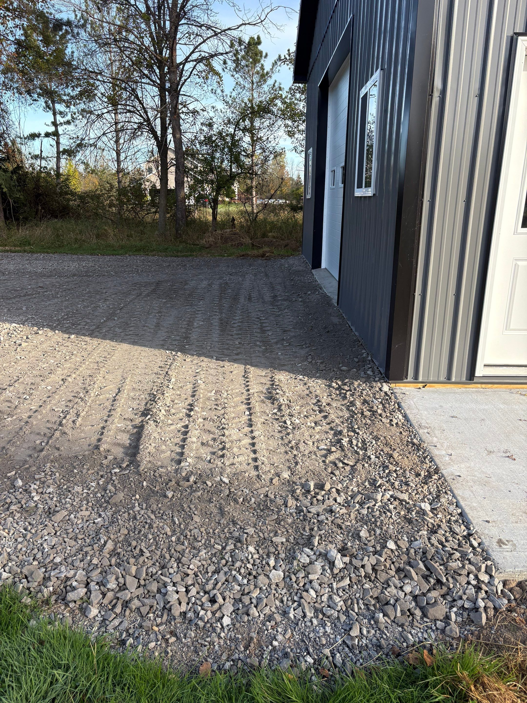 Polebarn  by Horst Custom Homes 