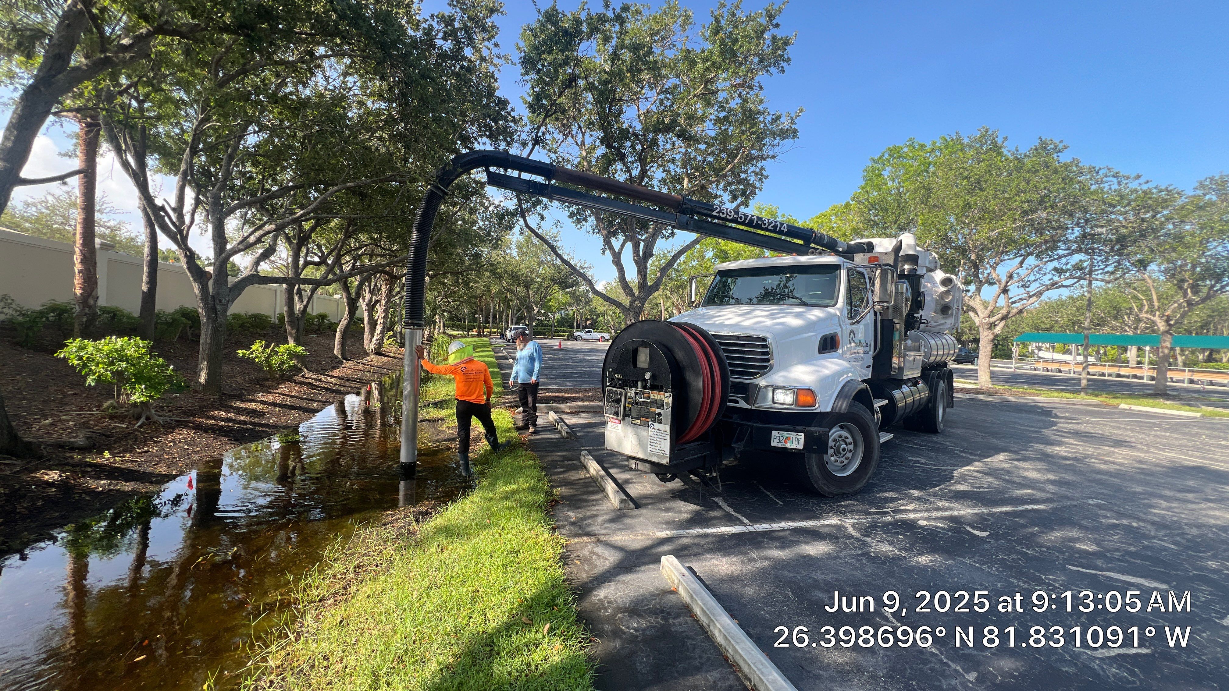 Pelican Landing Beach Parking Lot Stormwater System Maintenance by Don Mar, Inc. Storm Water Solutions