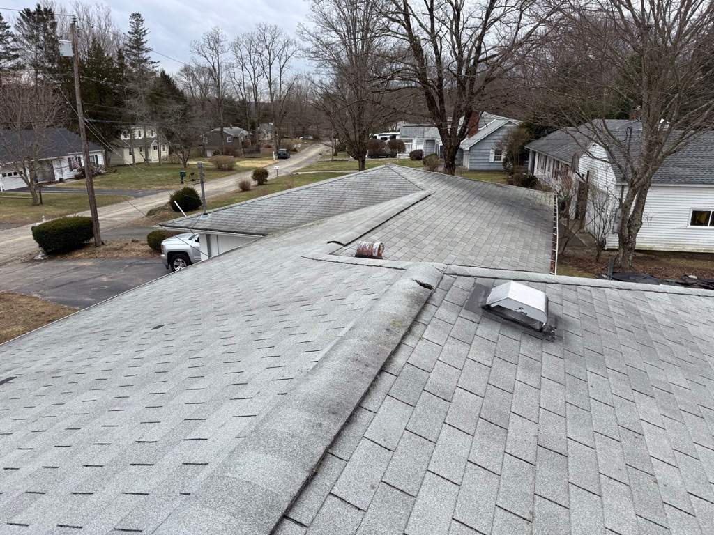 Woodbury, CT gets a DiGiorgi roof! by DiGiorgi Roofing and Siding Inc
