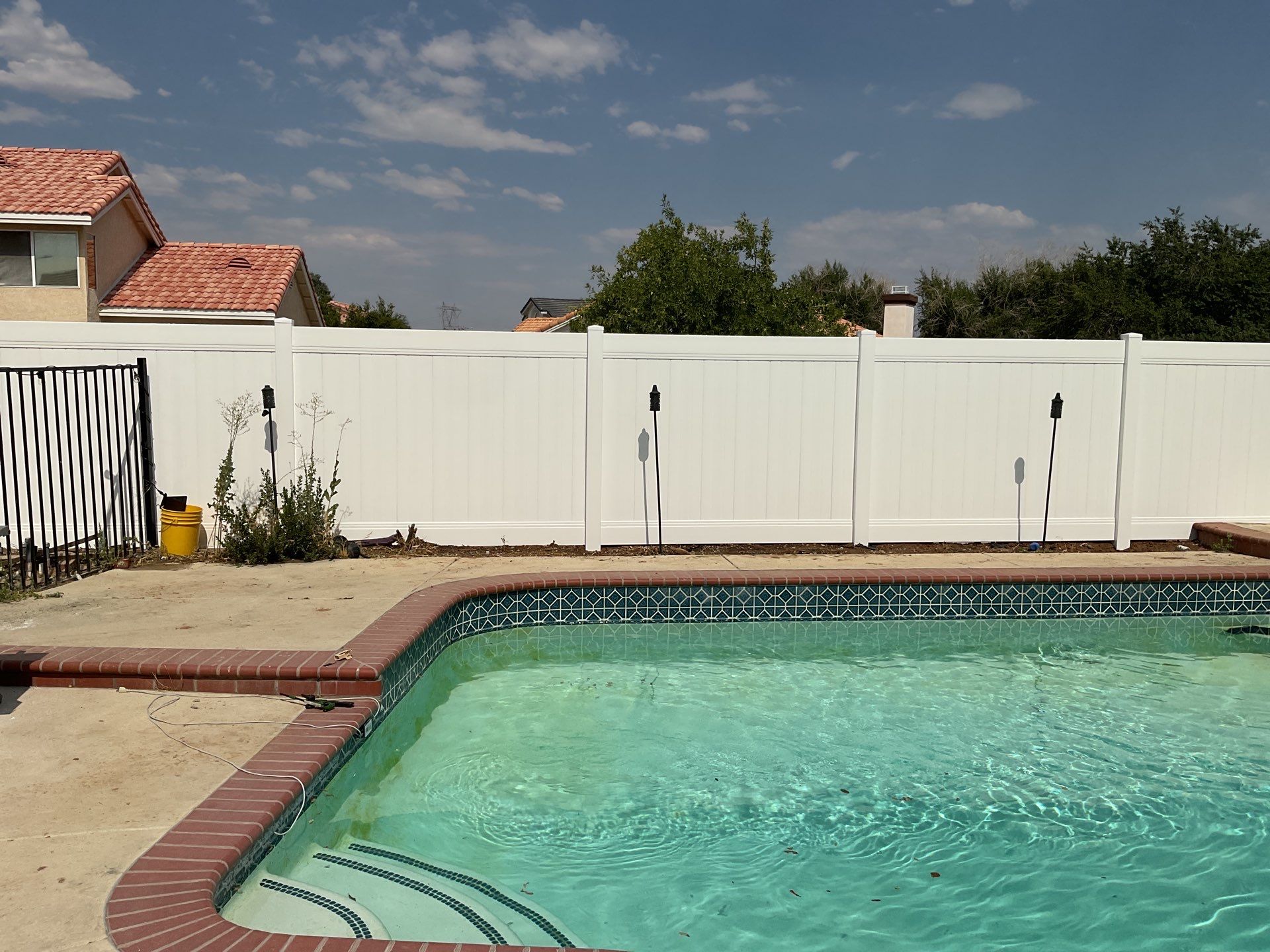 Fence Installation using Vinyl by Fence Guys Inc. 