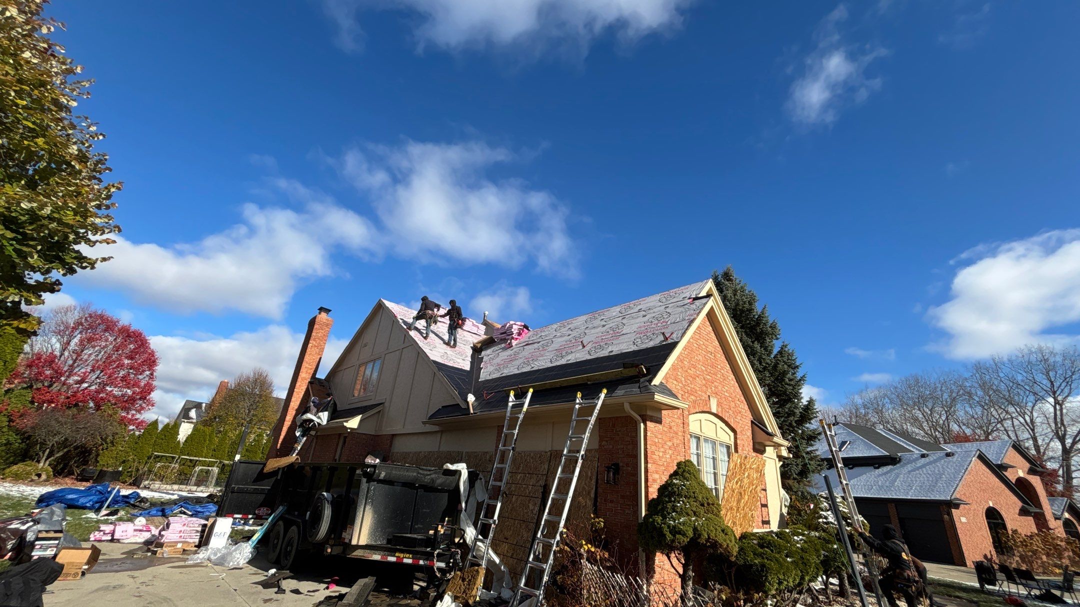 Roof Replacement using Owens Corning Williamsburg Grey by 180 Contractors