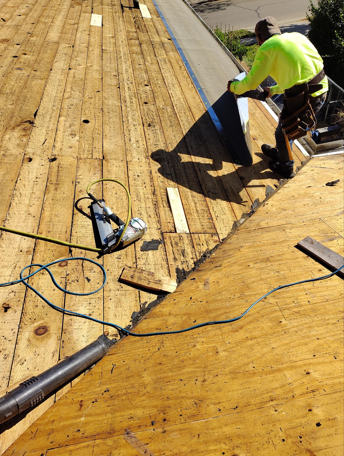 D.Y.: Roof by AFC Exteriors