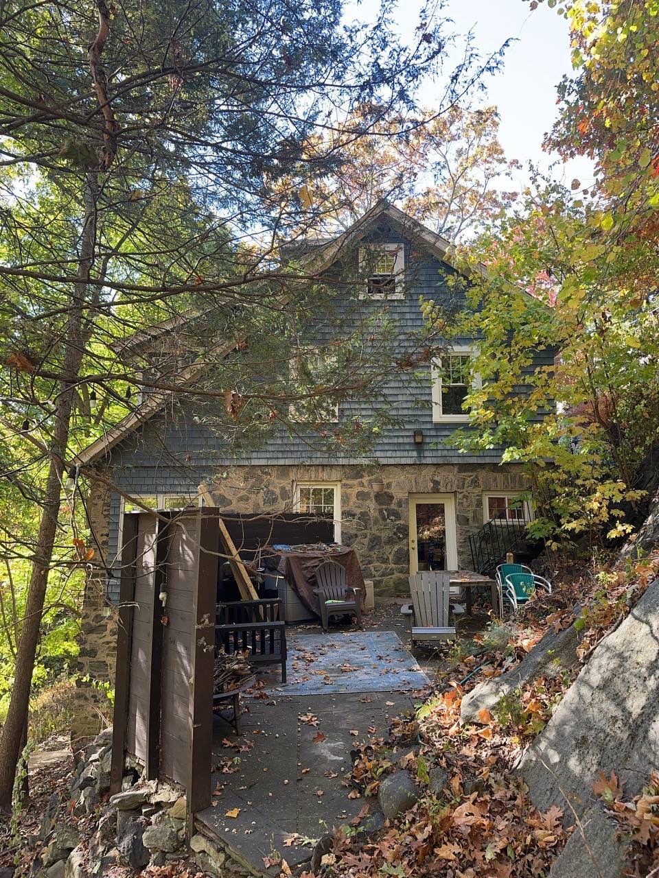 James Hardie Historical Renovatio in Hastings-On-Hudson, NY by Ideal Siding 