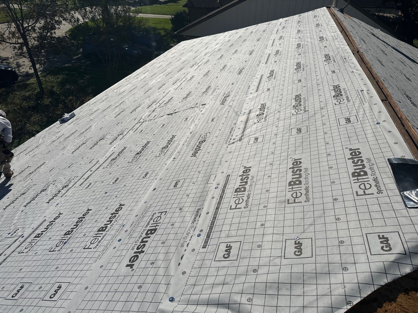 GAF Weathered Wood Roof Replacement in Houston, TX by Houston Roofing & Construction