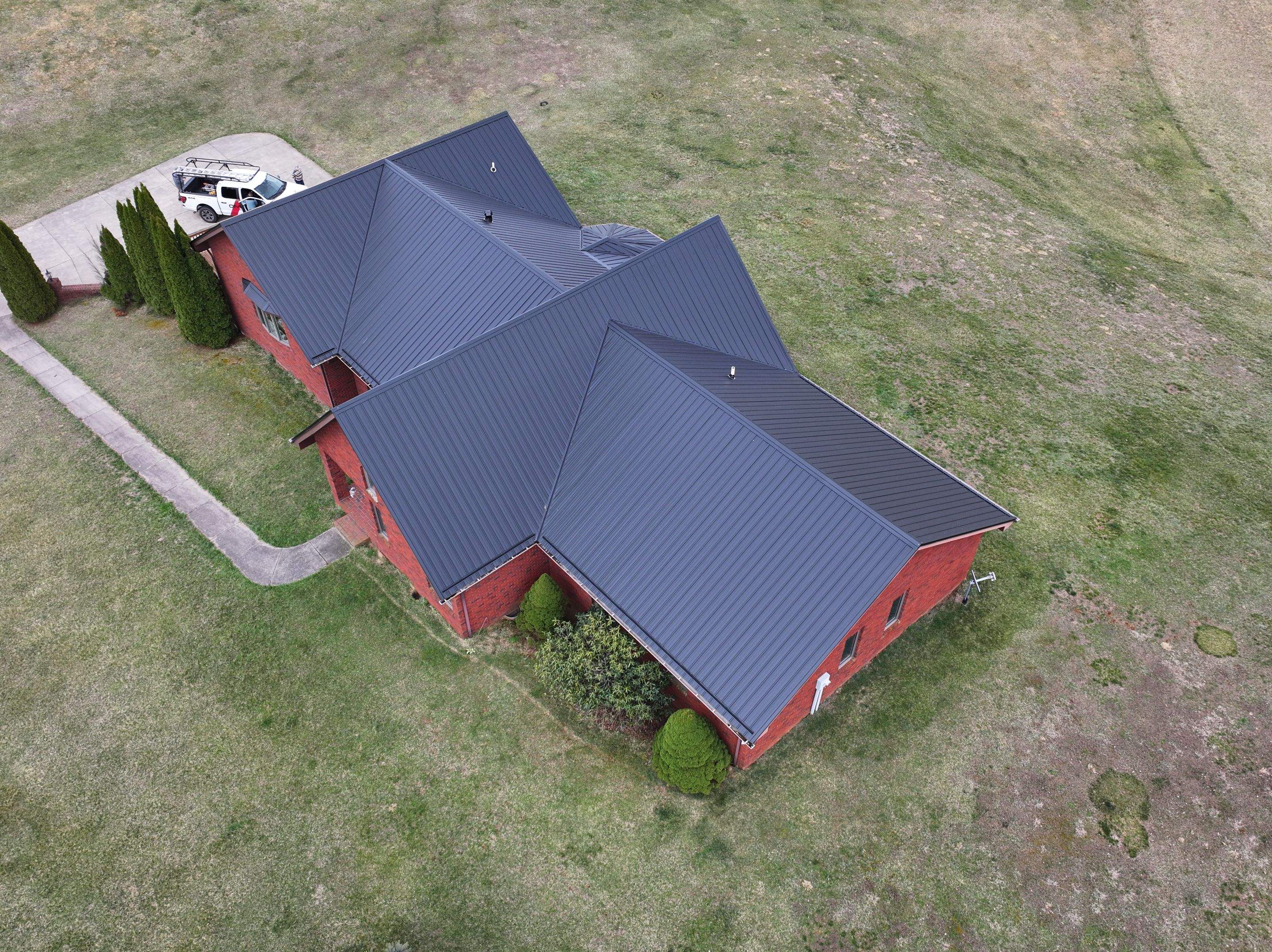 Roberts Residence by Omnia Roofing