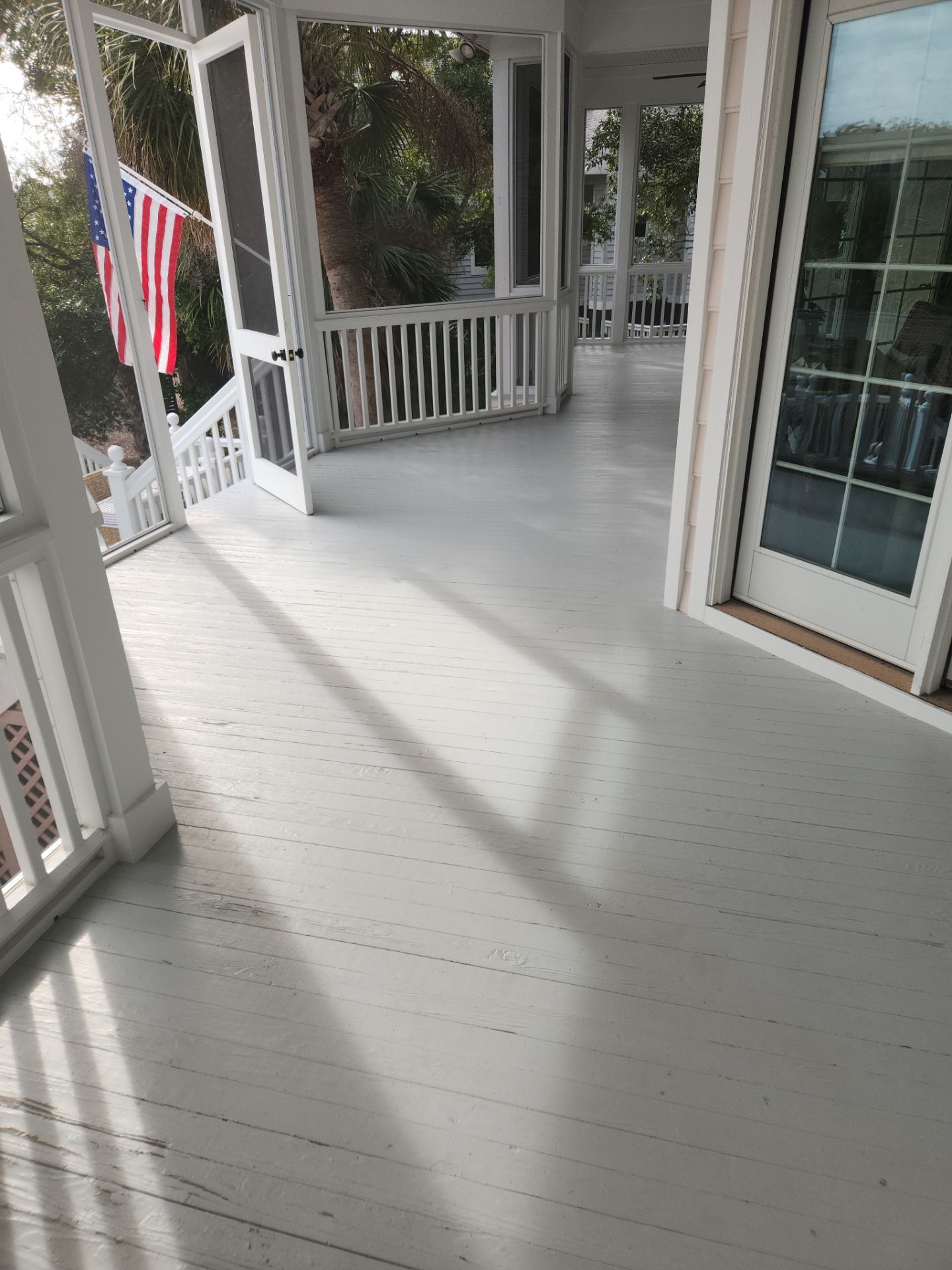 Painted Deck using AcryFin by DuraSeal