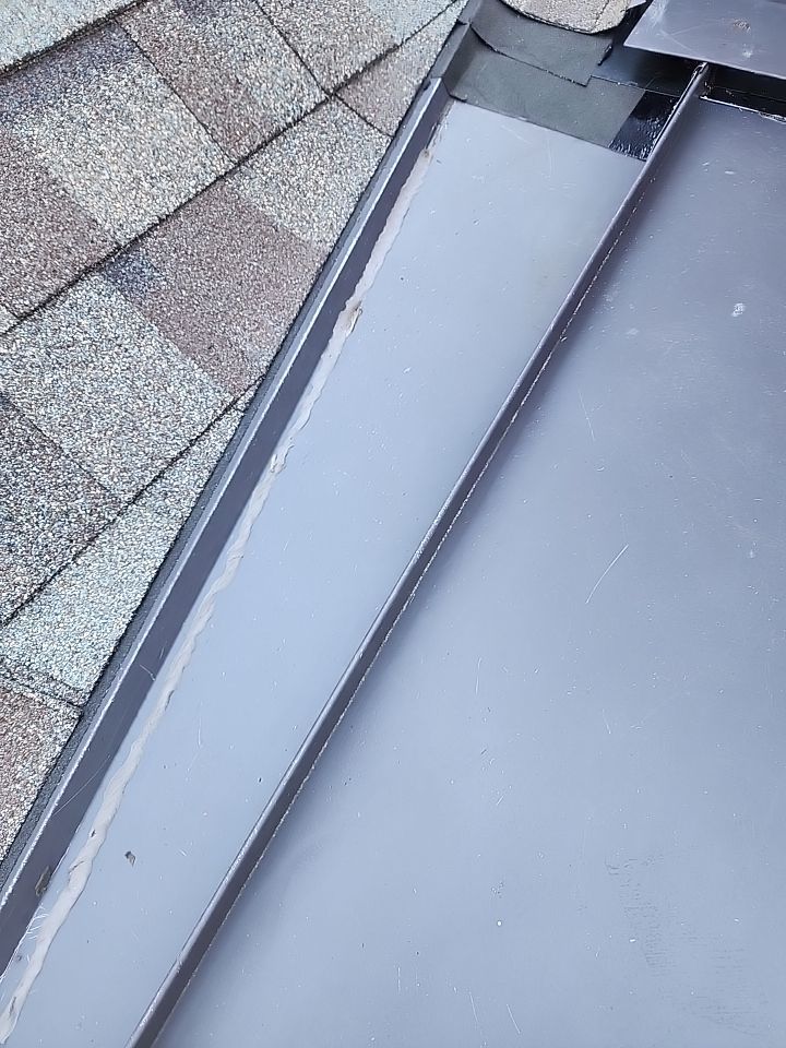 Residential Roofing Installation using Owens Corning Duration Driftwood by Indigo State Roofing