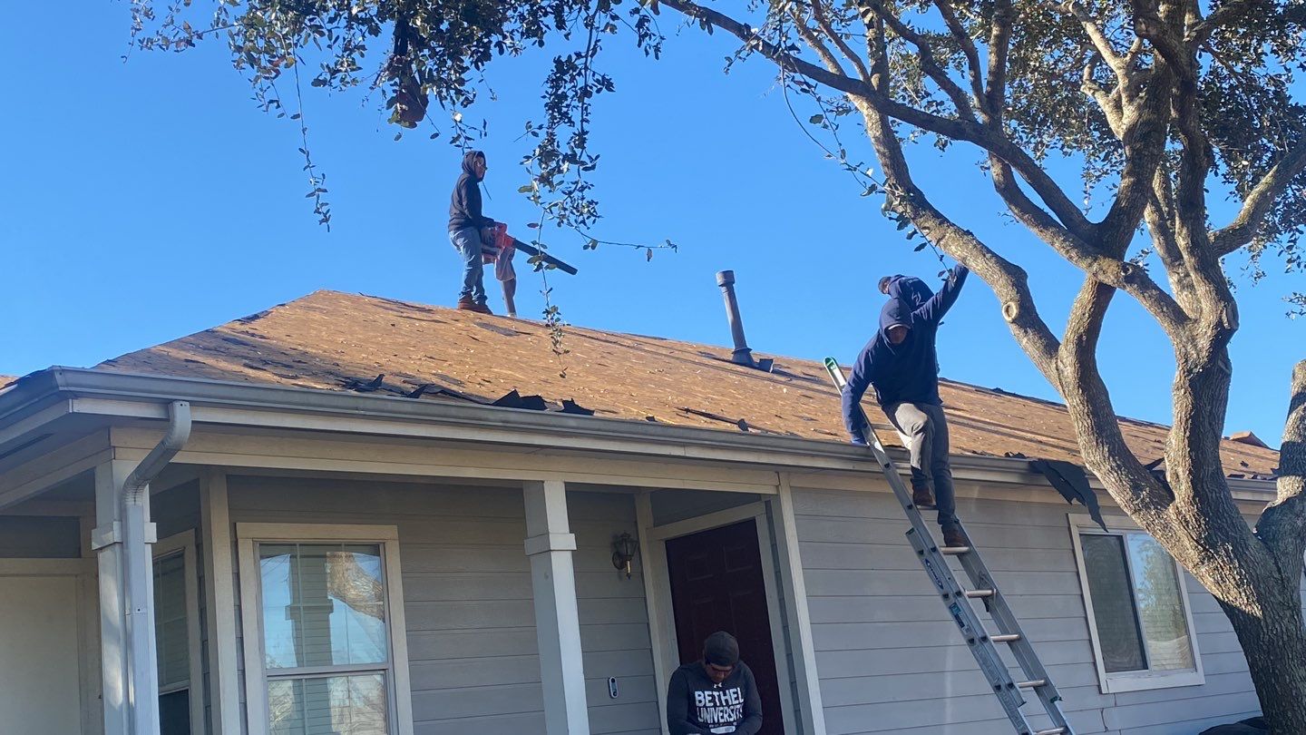 Hail Damage using Owen's Corning Duration (Lifetime) Shingles by Roof Repair Company
