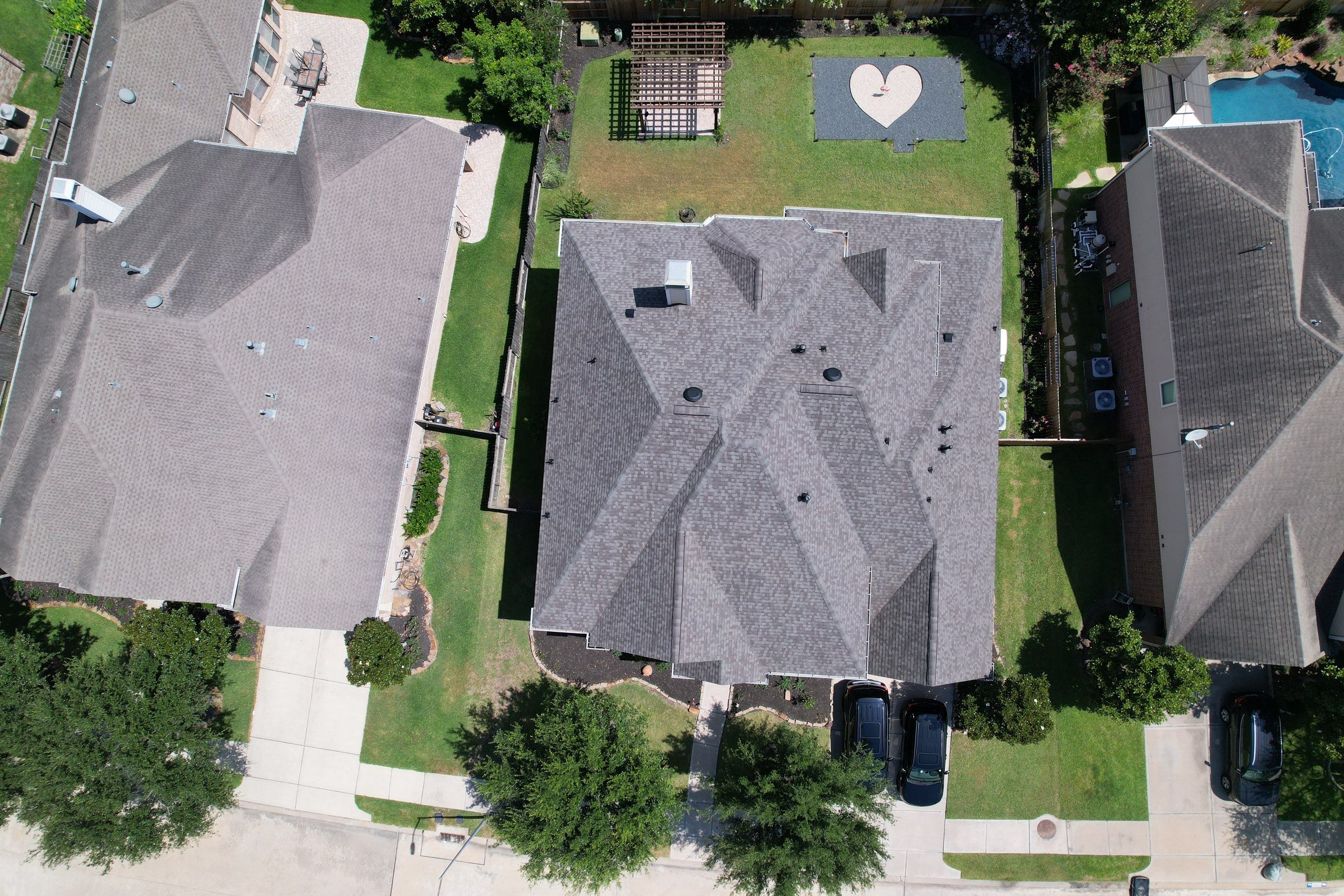 Residential Roofing Installation using CertainTeed Landmark  by Vlex Roofing 
