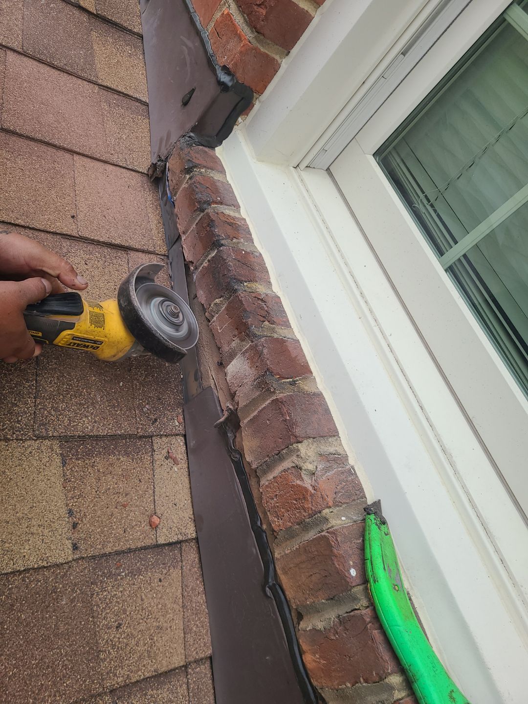 Great Falls: Residential Roof Replacement with CertainTeed Landmark Pro in Max Def Resawn Shake by RM Banning, Inc.