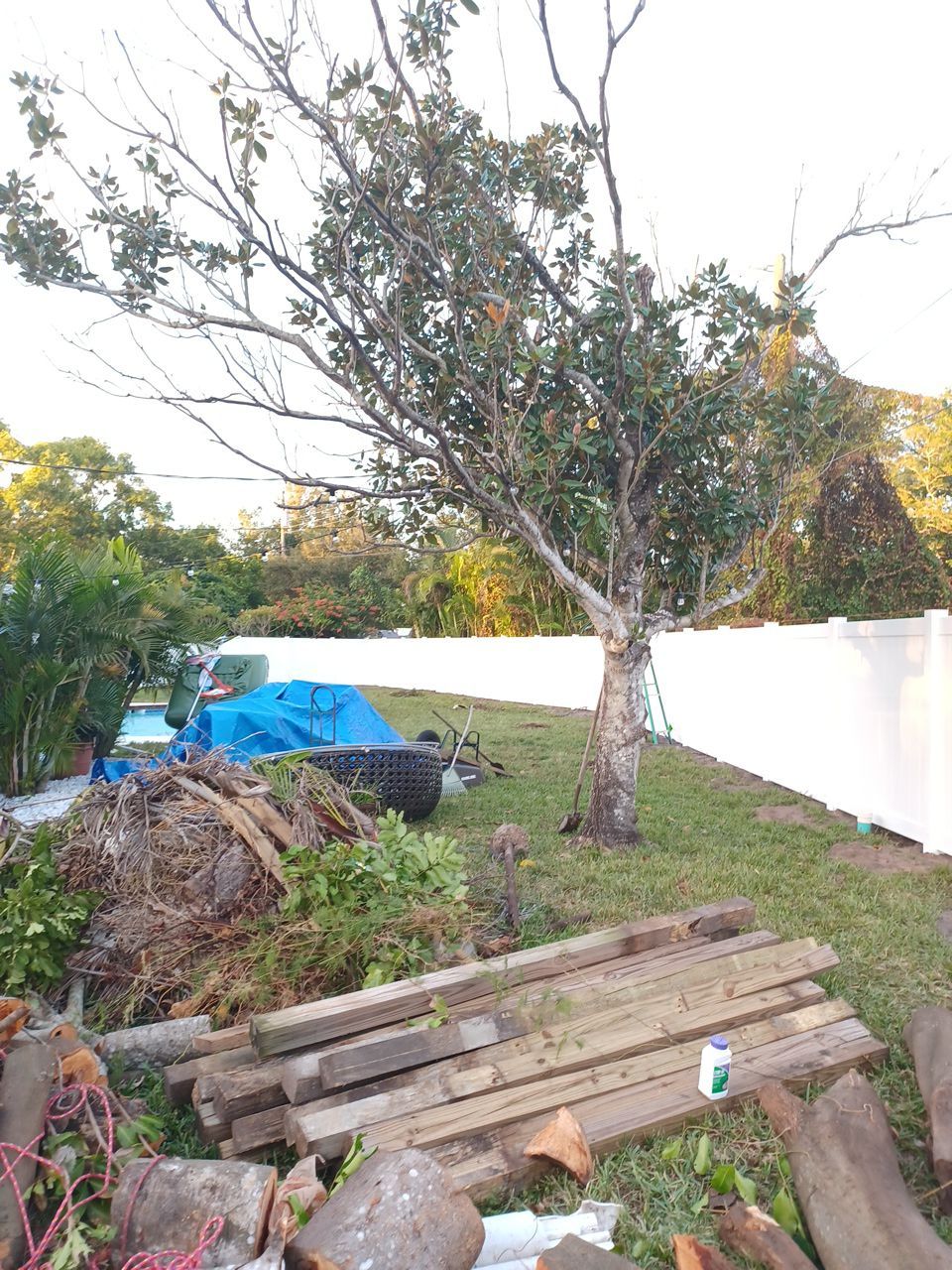 Bradenton, FL 6 ft. Tall White Vinyl Privacy Fence  by Asap fence and gates, LLC