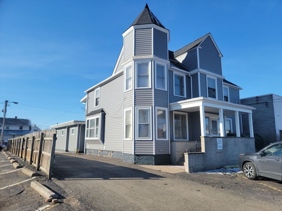 Bret Pavlica by Silver Leaf Contracting 