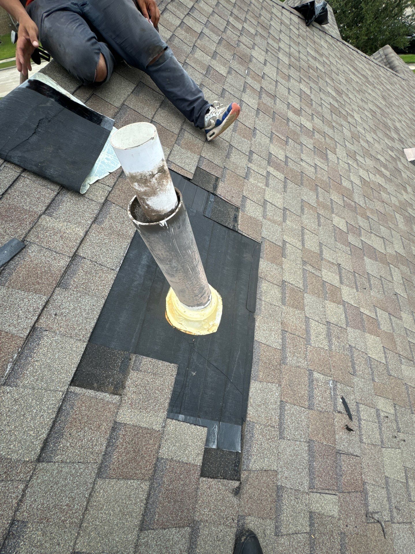 Hail Damage using Owen's Corning Duration (Lifetime) Shingles by Roof Repair Company