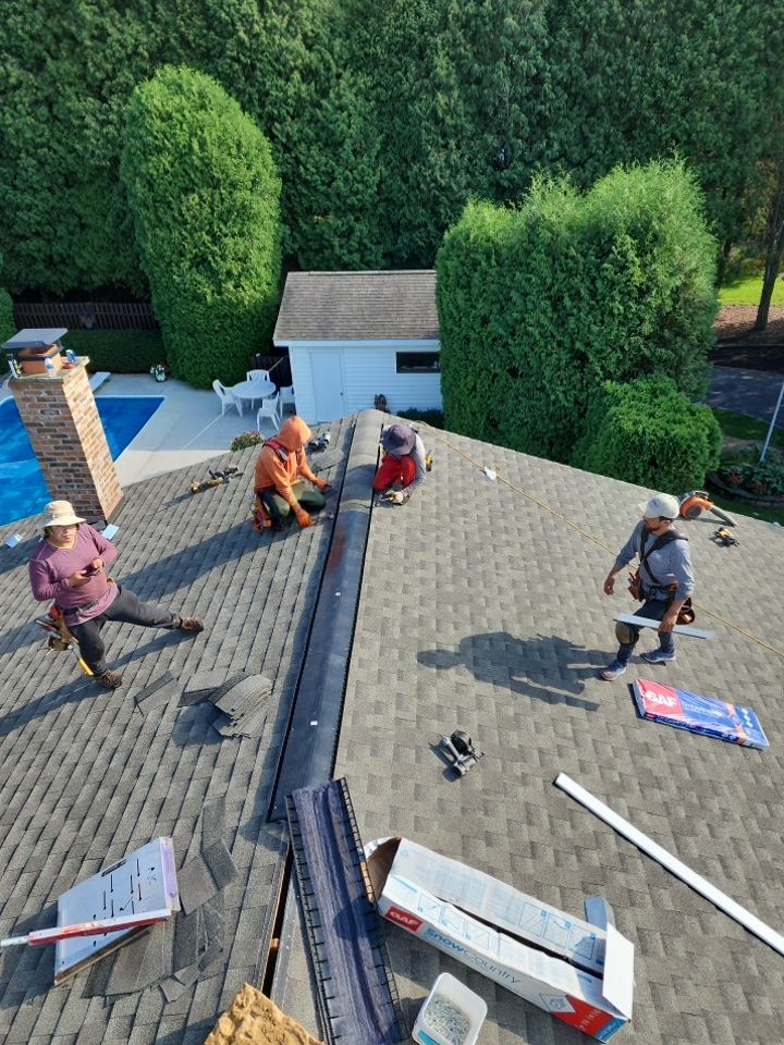 Residential Roof Replacement with GAF Shingles in Sheboygan Falls, WI by Gellings Roofing & Siding