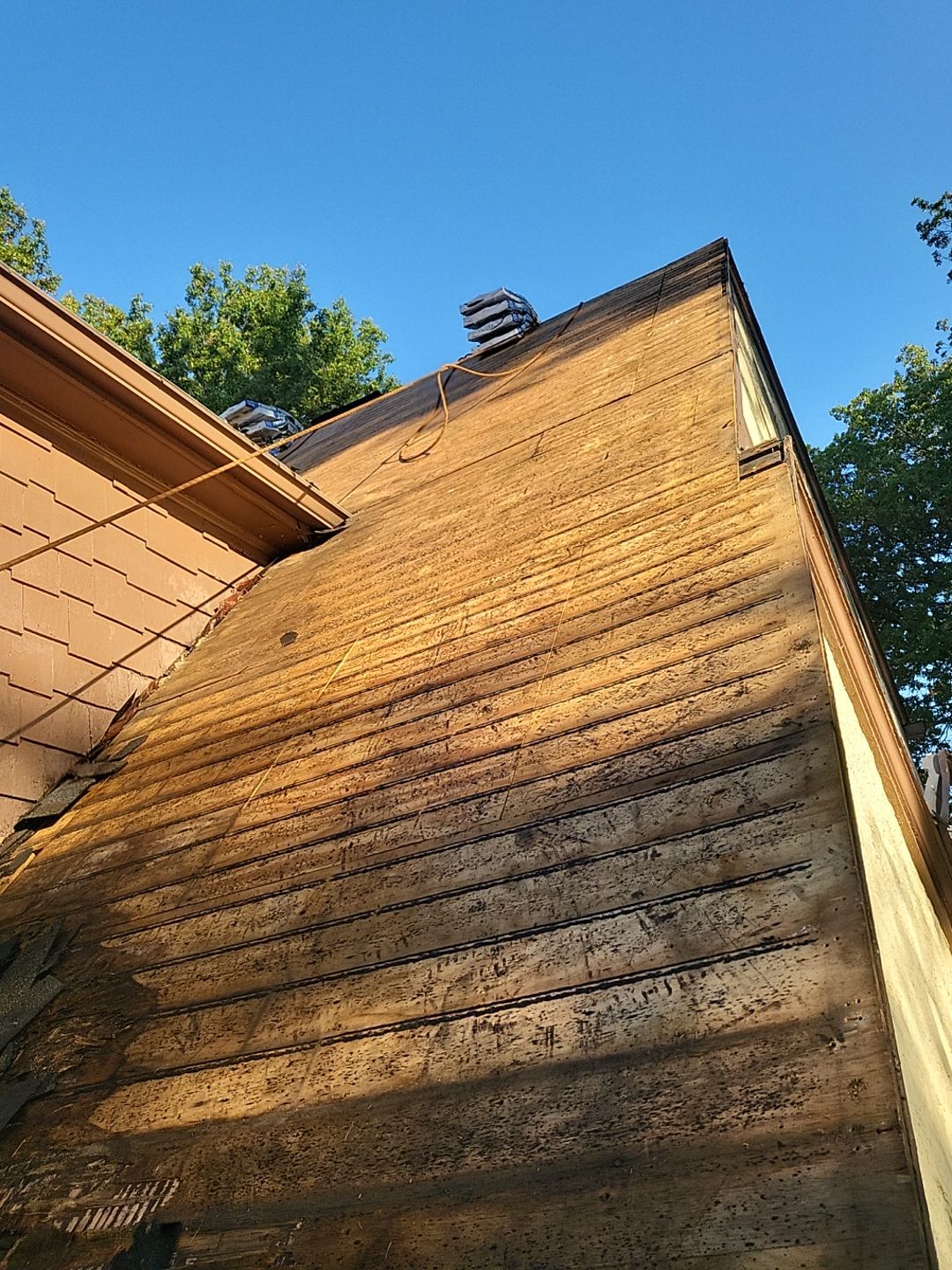 Atlas Pinnacle, Color, Majestic Shake, Drip Edge, Color, Musket Brown by Eagle Eye Roofing