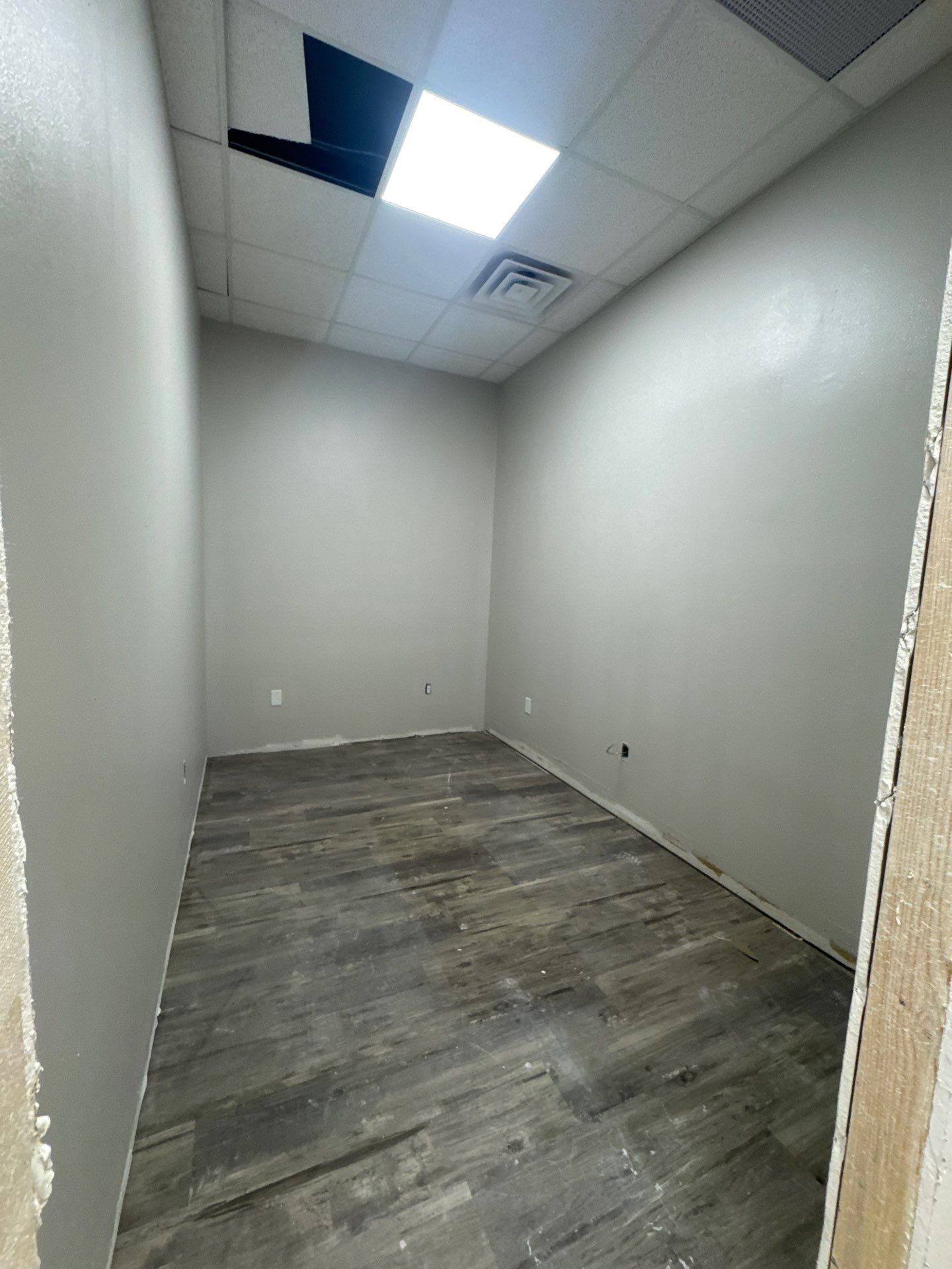 Classic Holdings – Elwell | Ankeny Commercial Interior Repaint in SW Agreeable Gray by Midwest Paint LLC