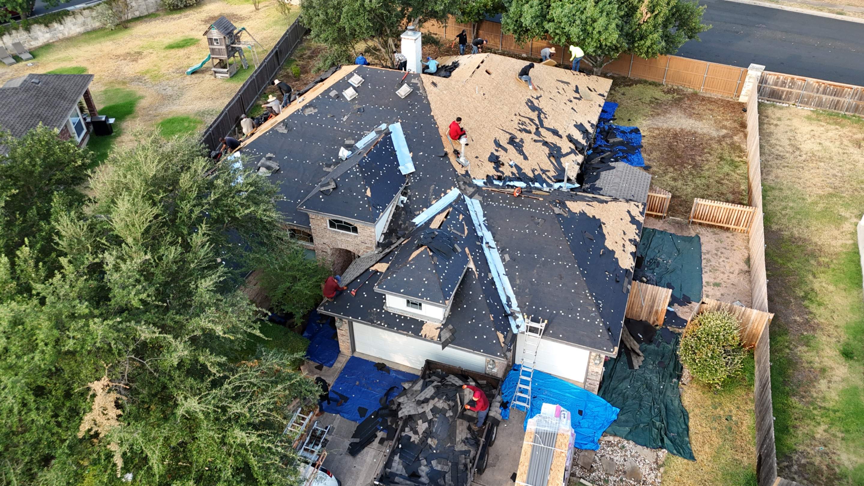 Driftwood - Owens Corning TruDefinition Duration by RoofsOnly.com