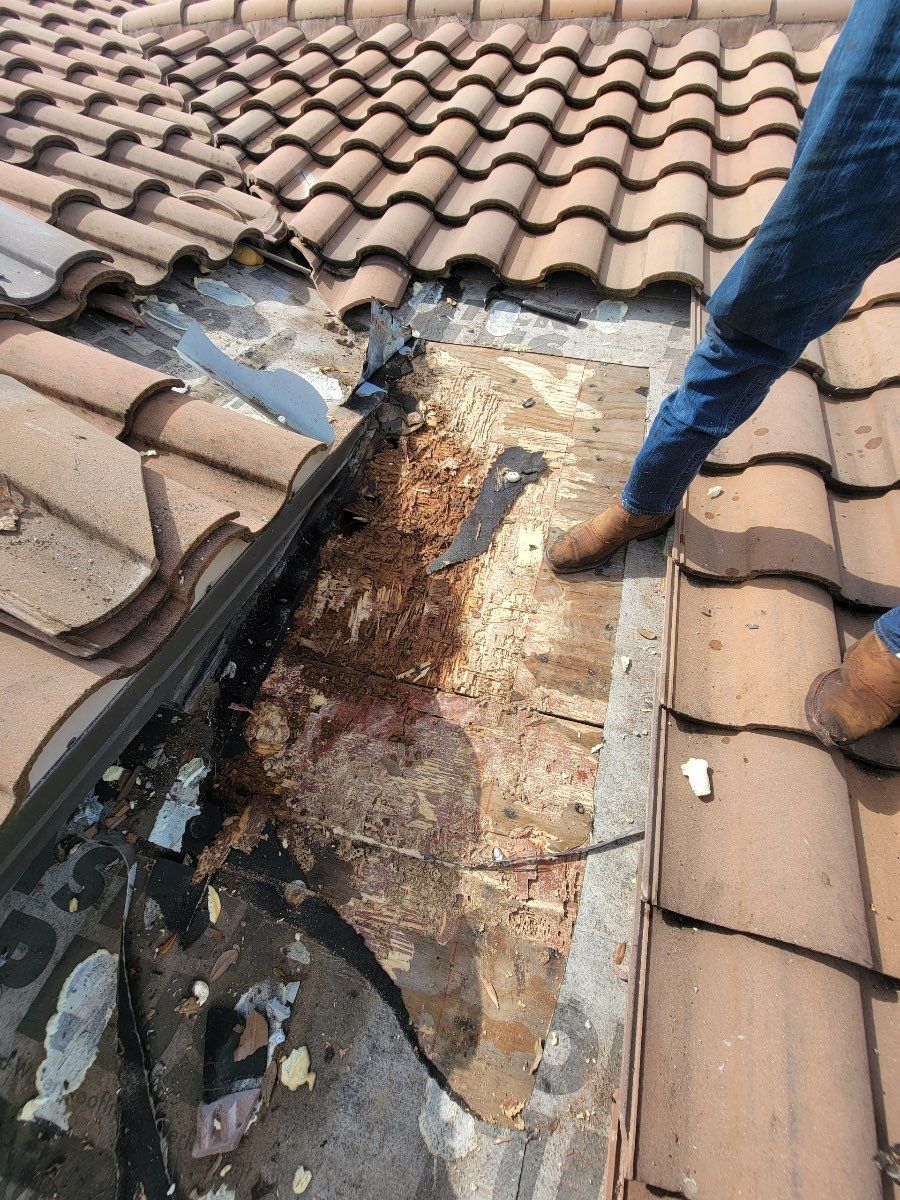 SW 8th St, Plantation, FL by G&J Roofing 