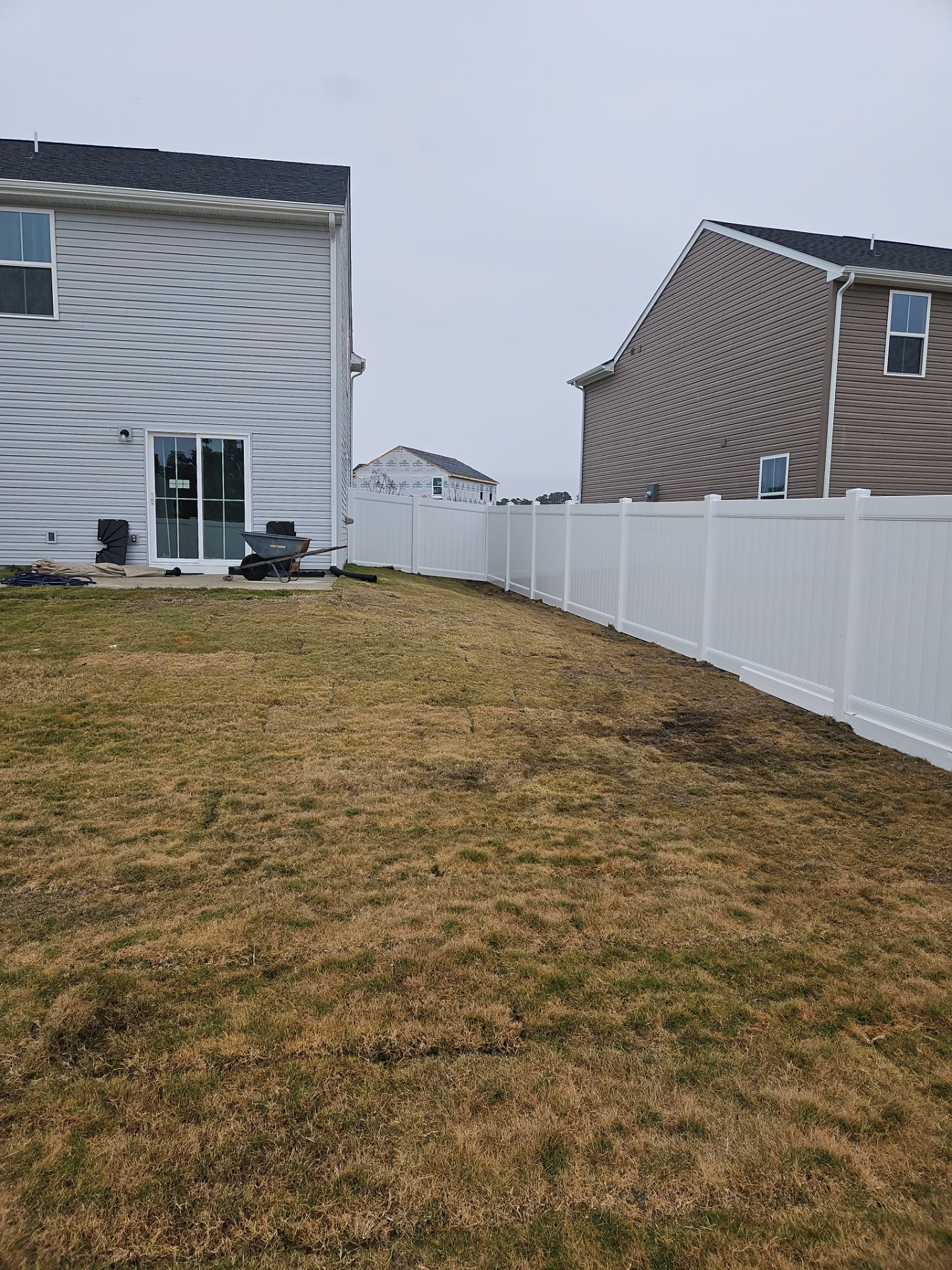 A Perfect Fence for a Brand-New Home by Tidewater Fence