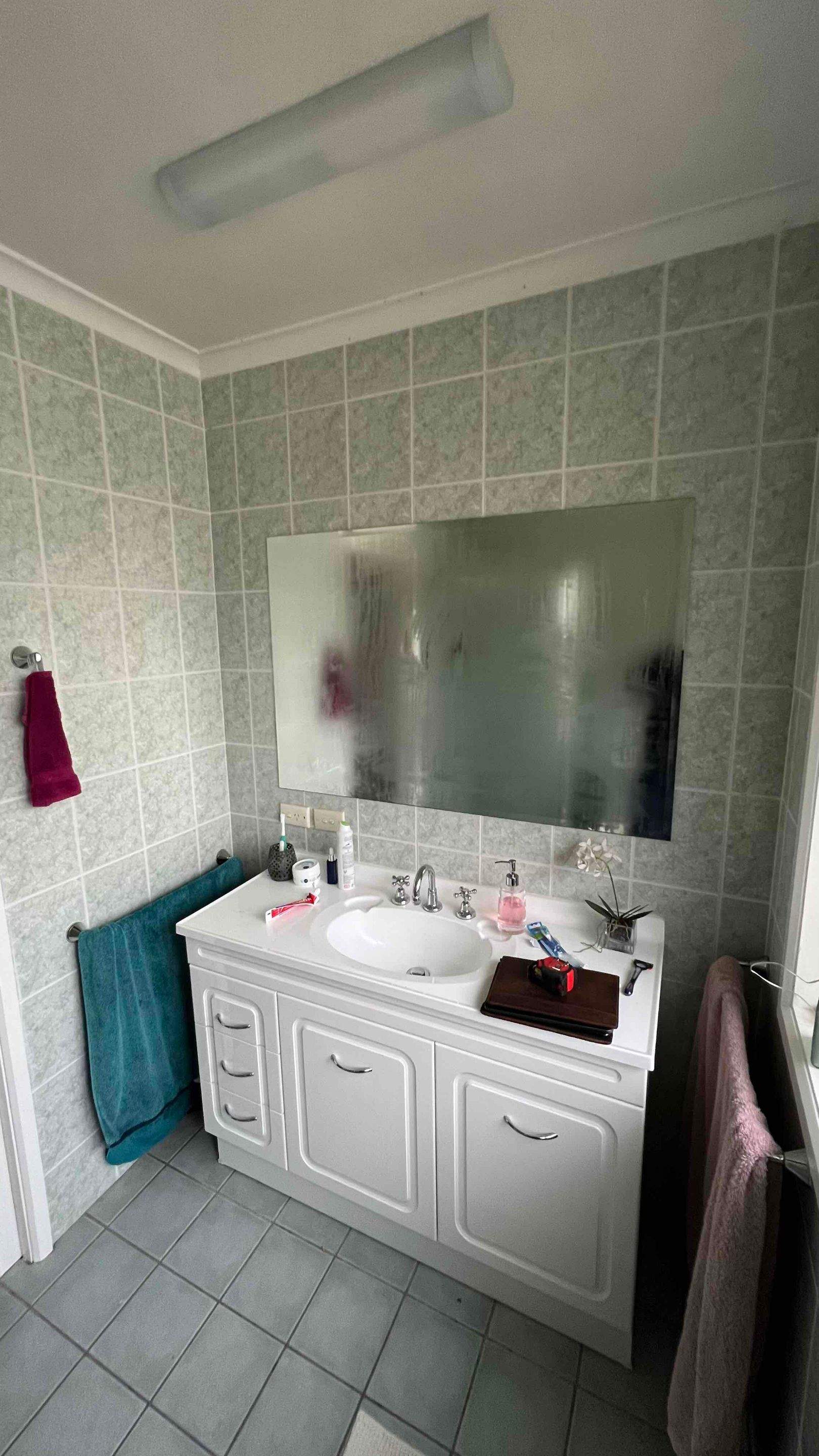 Small Ensuite Renovation by Re-seal Bathrooms