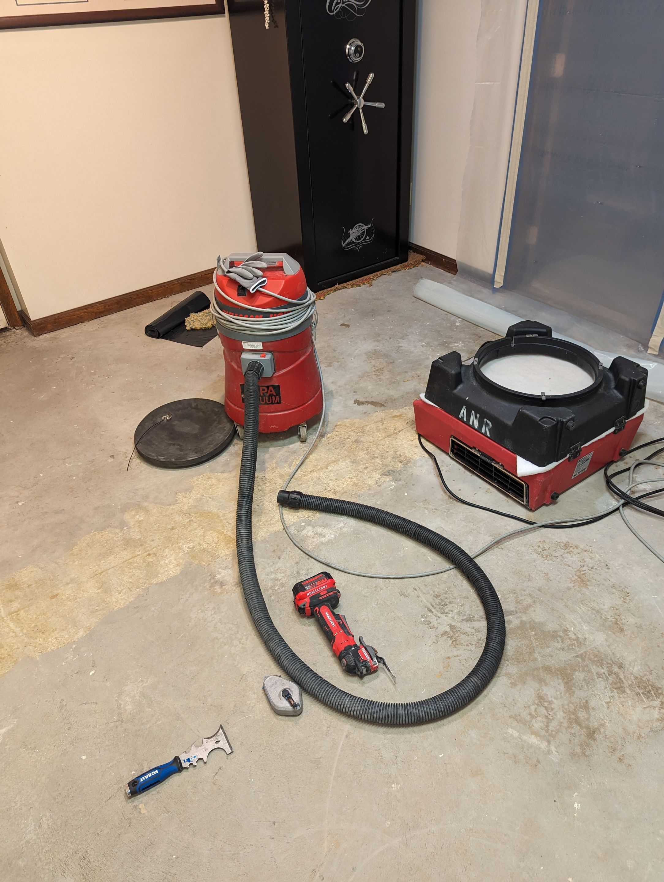 Interior Mold Remediation and Repairs in Sellersburg, IN by ANR Restoration