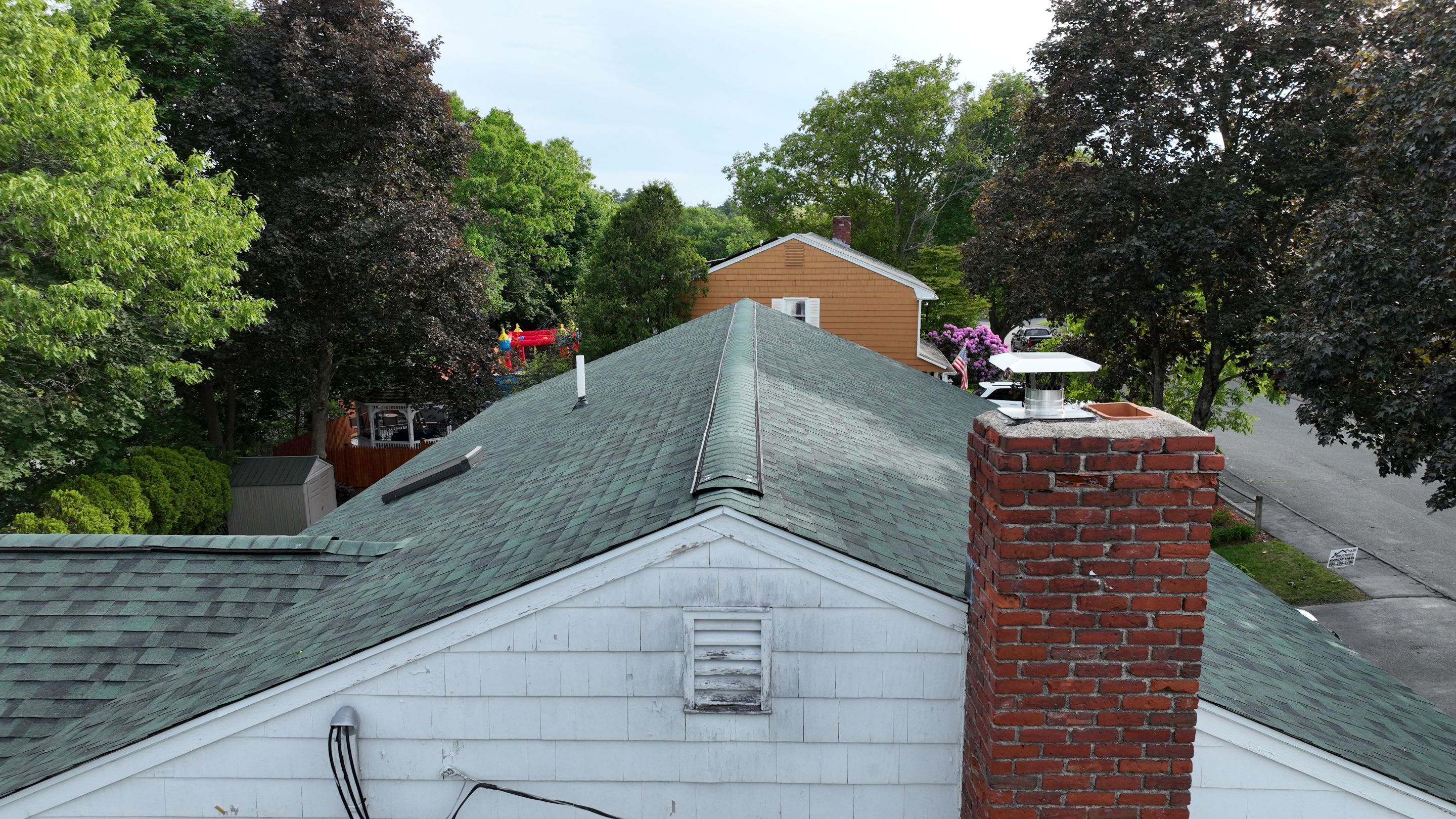 Full Roof Replacement in Saugus, MA – Owens Corning Duration, Chateau Green by JOHNNYS PRO