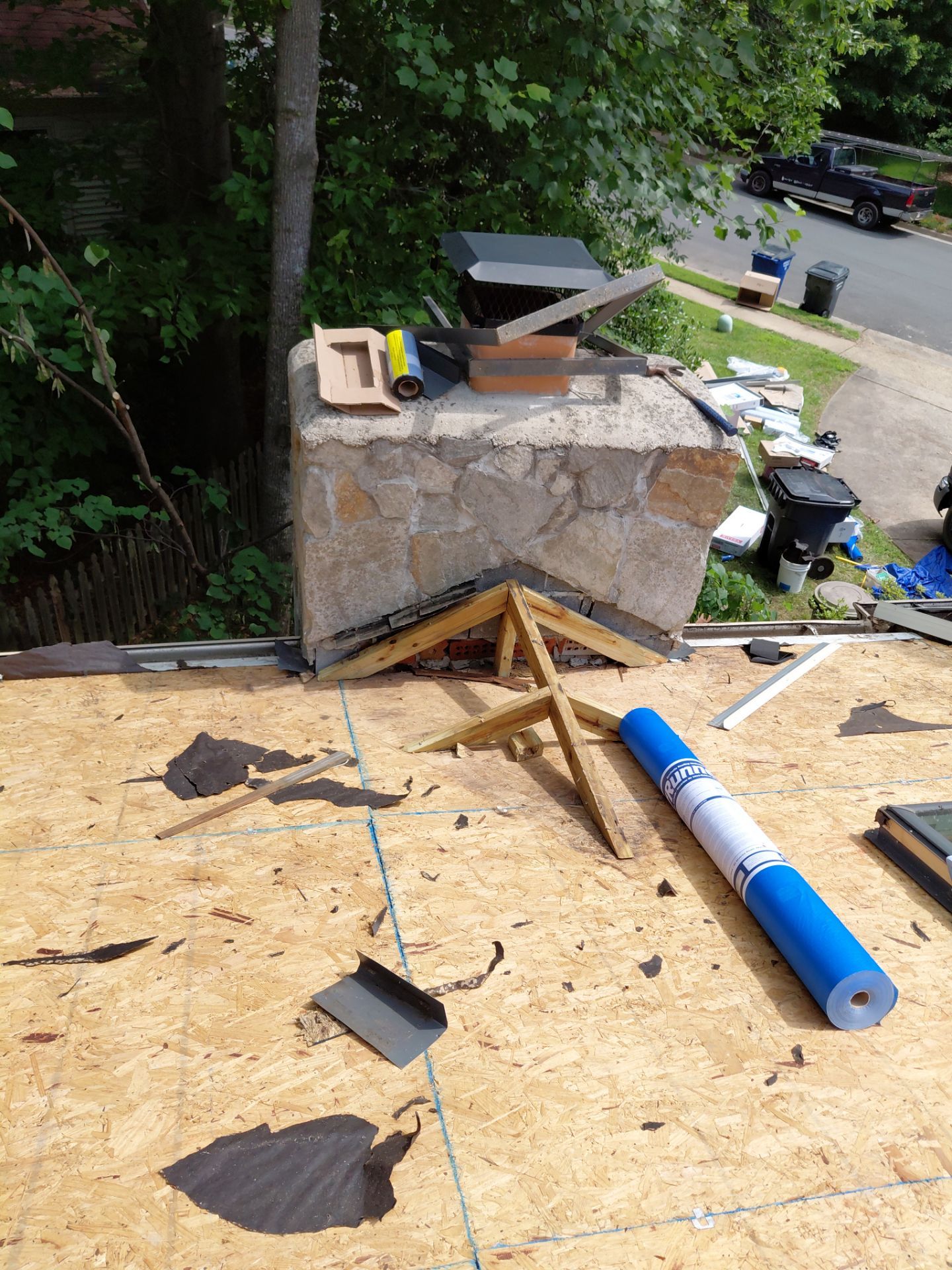 Springfield: Roof Replacement with CertainTeed Landmark Pro in Max Def Evergreen by RM Banning, Inc.