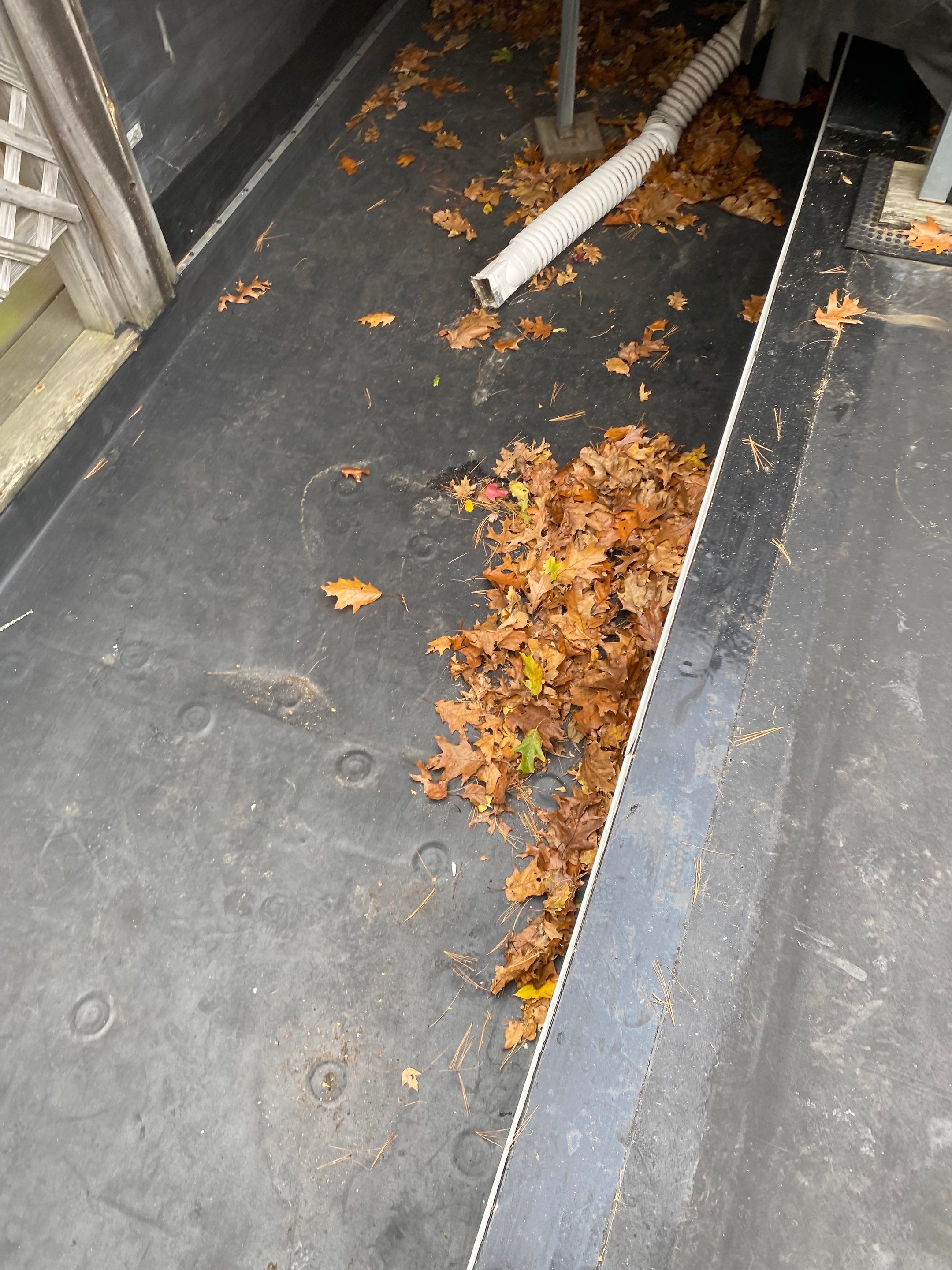 Acton EPDM Roof Edge Reconstruction with Tapered Insulation System by Mighty Dog Roofing of Greater Middlesex County