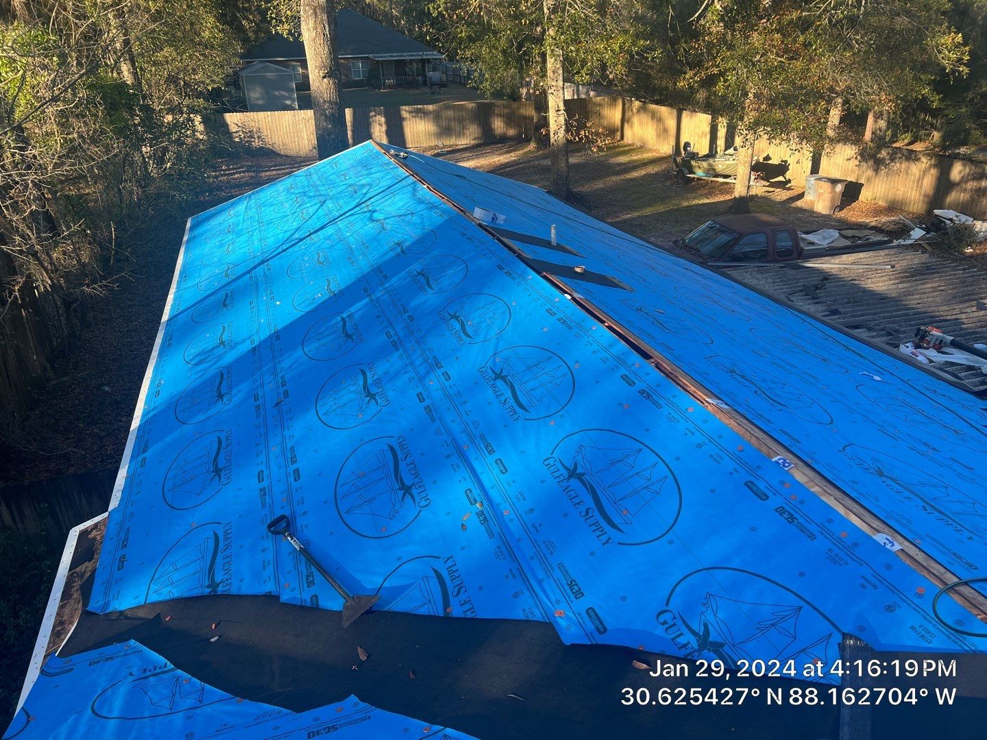 Roof replacement by American Roofing & Construction LLC