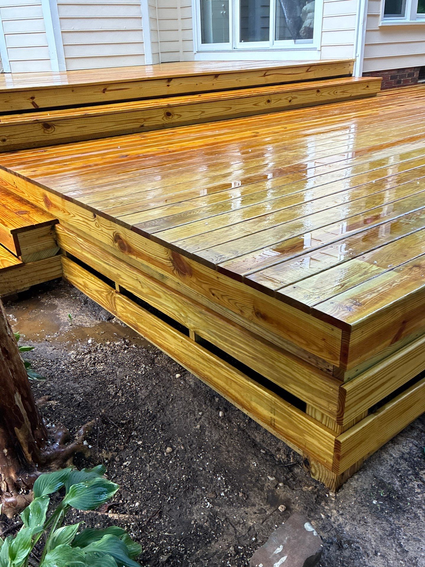 Deck using Wood Sealant by DuraSeal