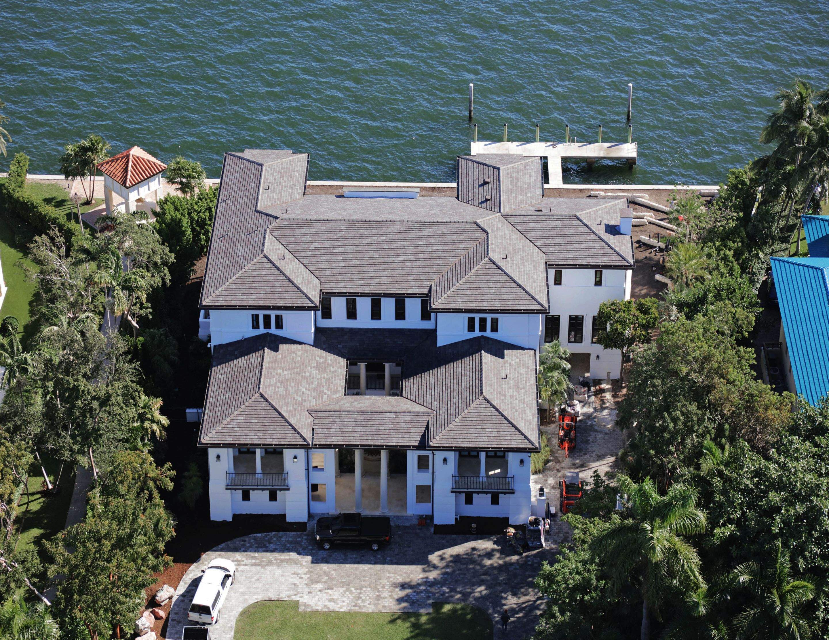 Ludowici - Lexington Slate - Vermont Gray Black by Istueta Roofing