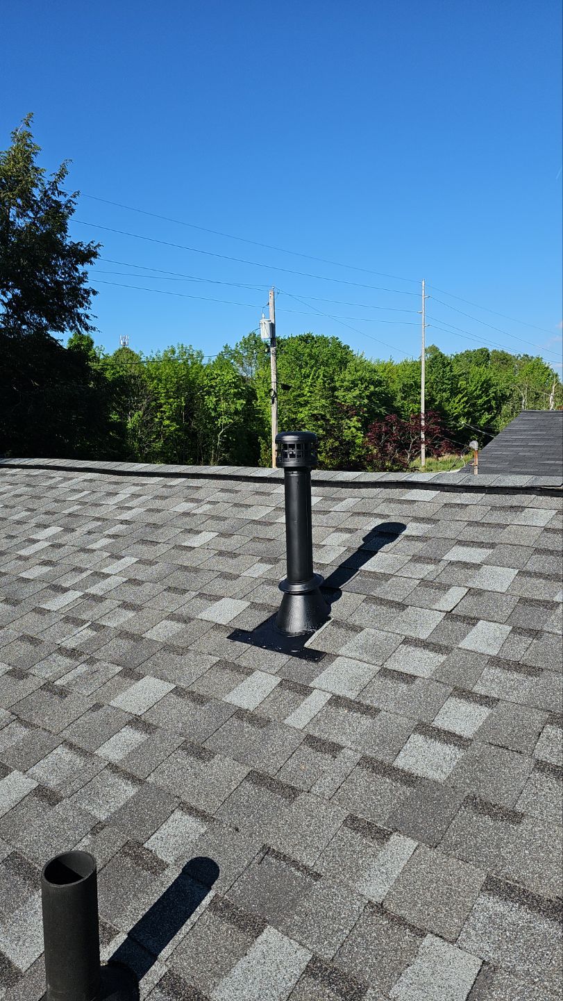 Atlas Pinnacle, Color, Coastal Granite, Drip Edge, Color, Birch White by Eagle Eye Roofing