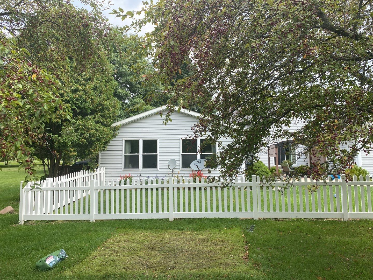 Residential Roofing Installation using Vic West Nothridge Slate by 4Ever Metal Roofing