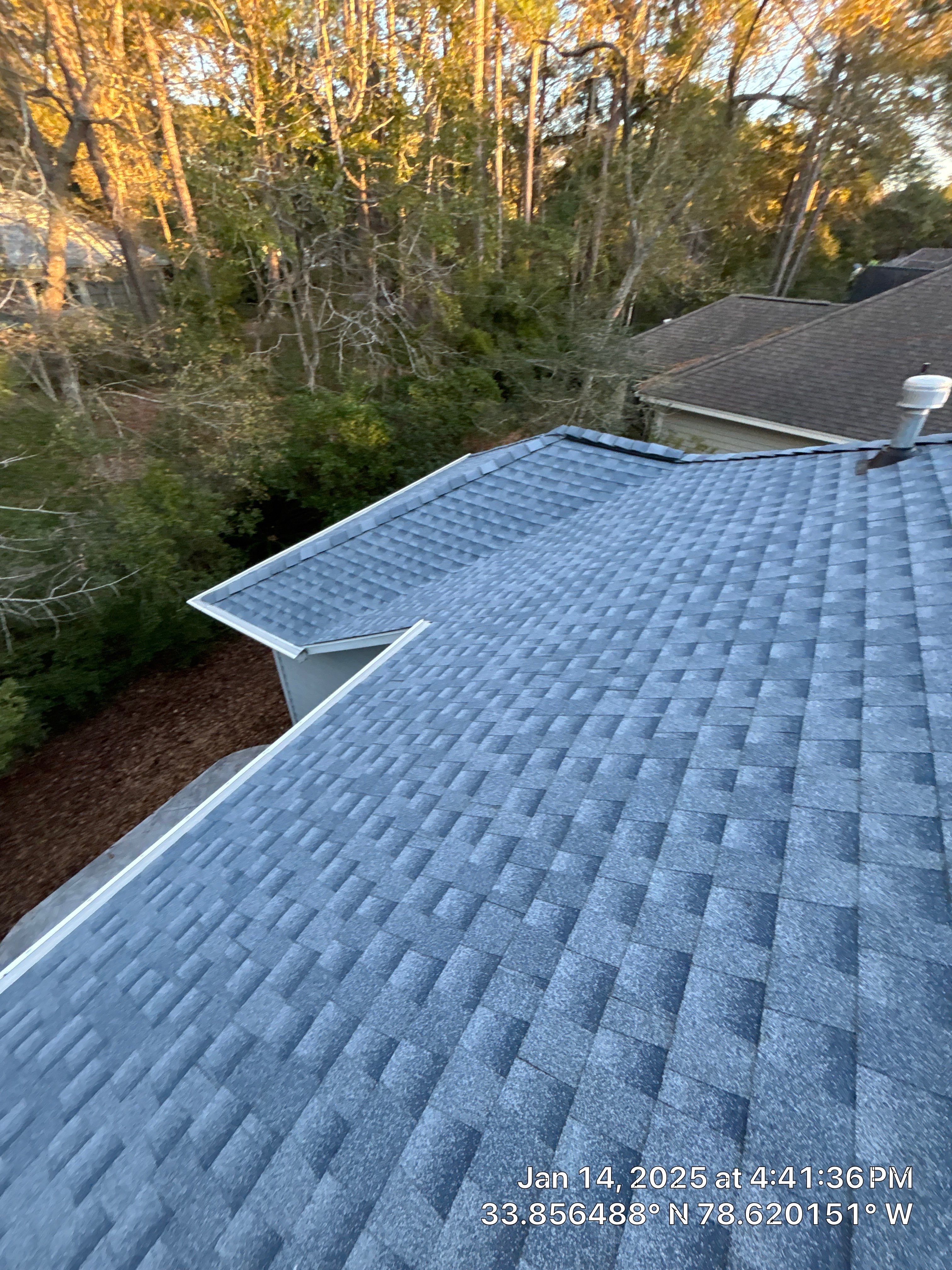 GAF HDZ - Biscayne Blue by Linta Roofing