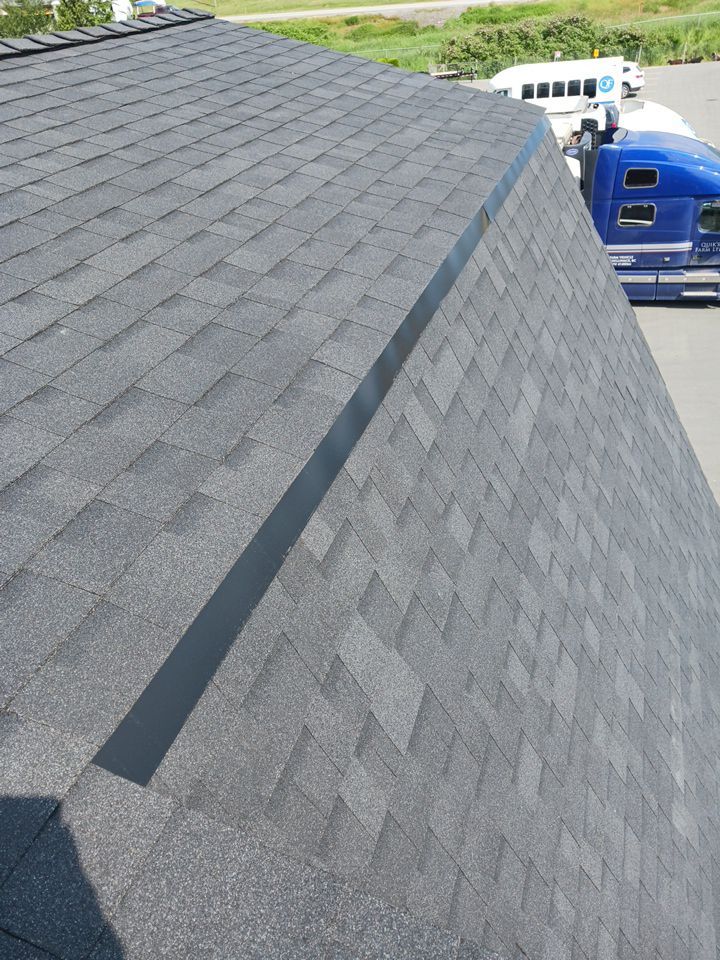 Residential Roofing Installation using OC Oakridge shingles by Top Notch Roofing Inc