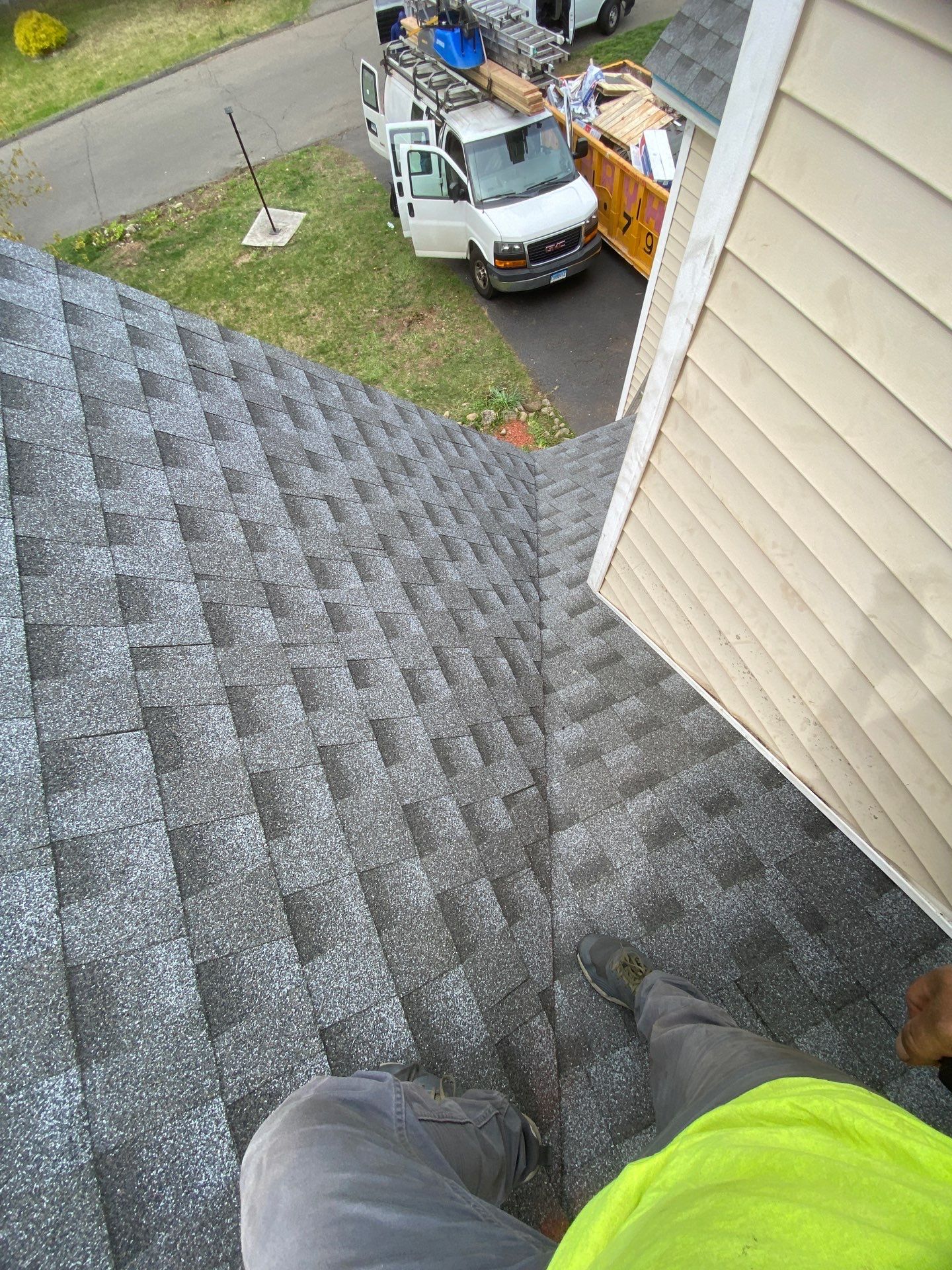 Norwalk DiGiorgi customer gets beautiful new roof! by DiGiorgi Roofing and Siding Inc