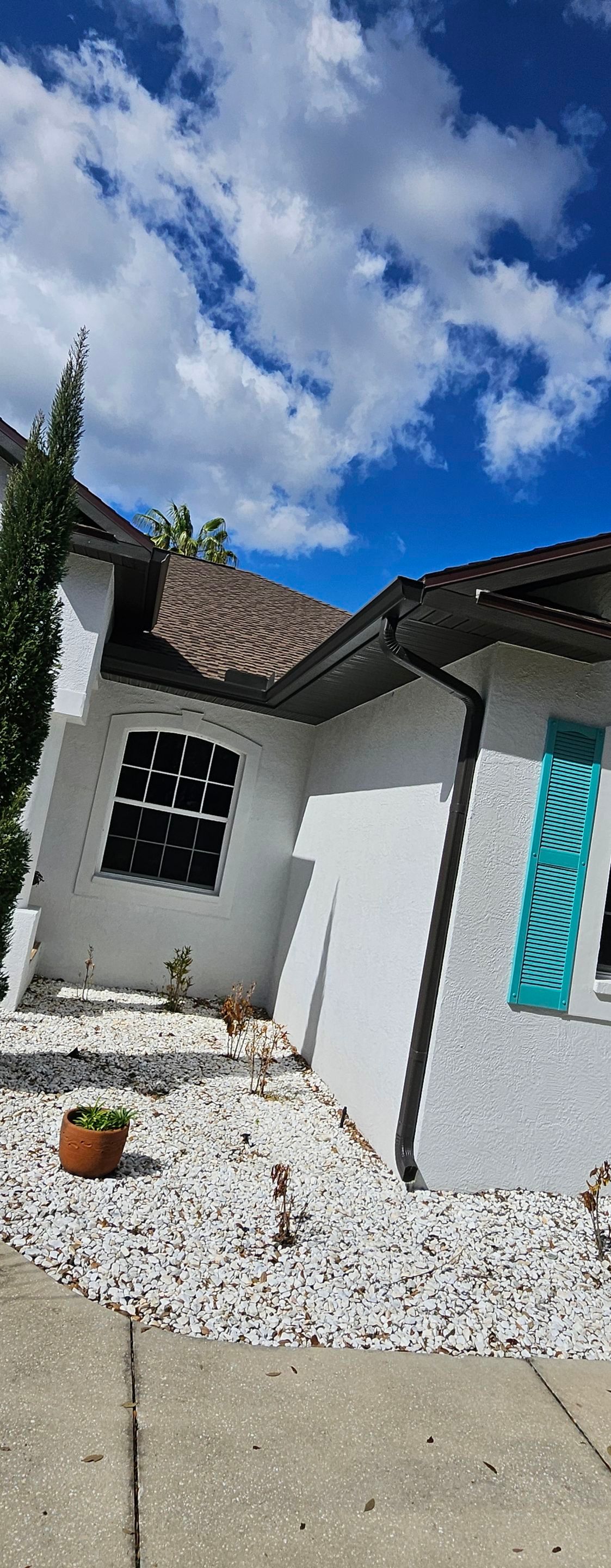 Gutter Guards Installation and New seamless gutters using Leaf Guard in Bradenton Fl by Gutter Professors