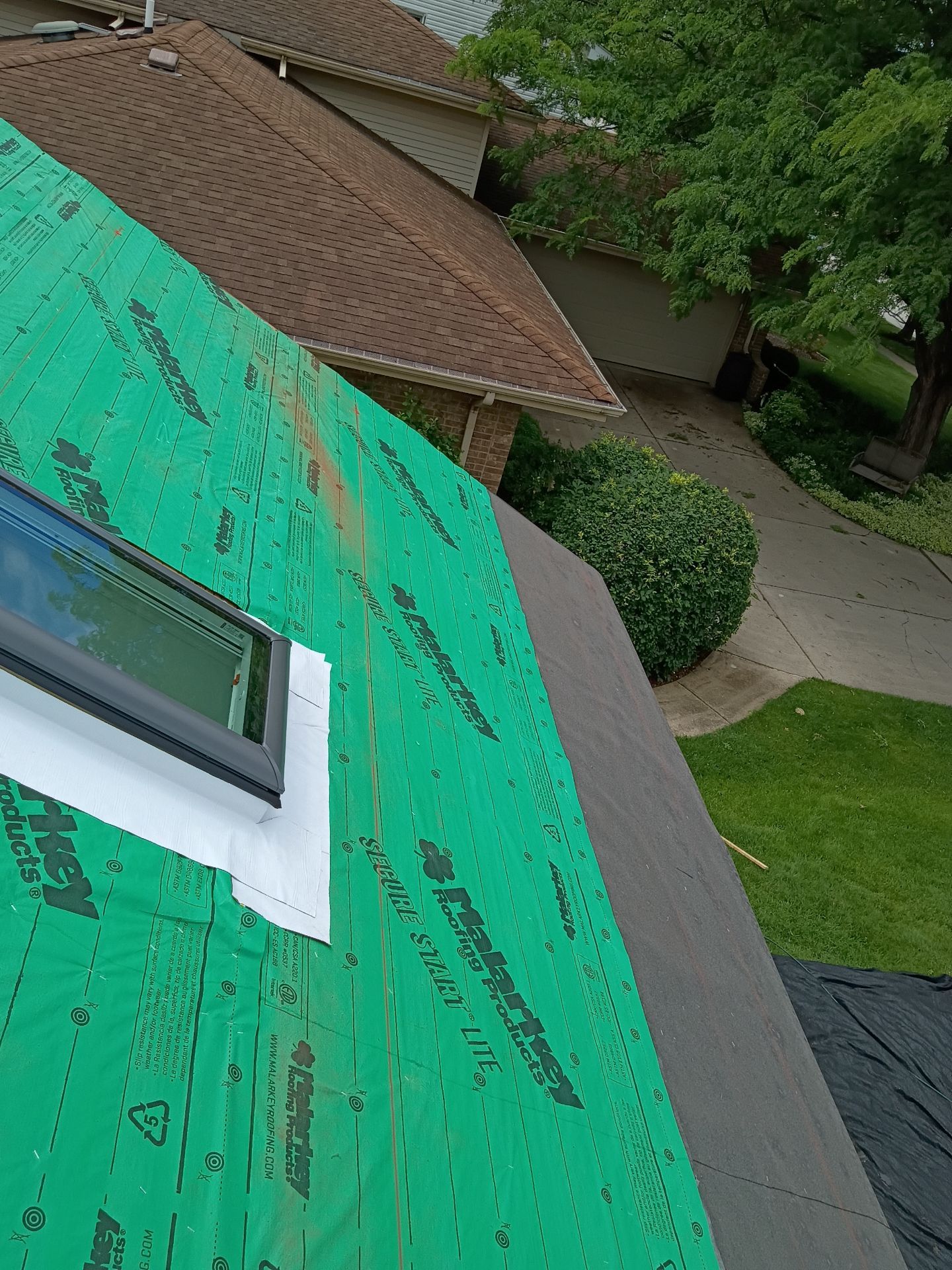 Residential Roofing and LP Smartside Siding Replacement in Woodridge by Pro Home Services Inc