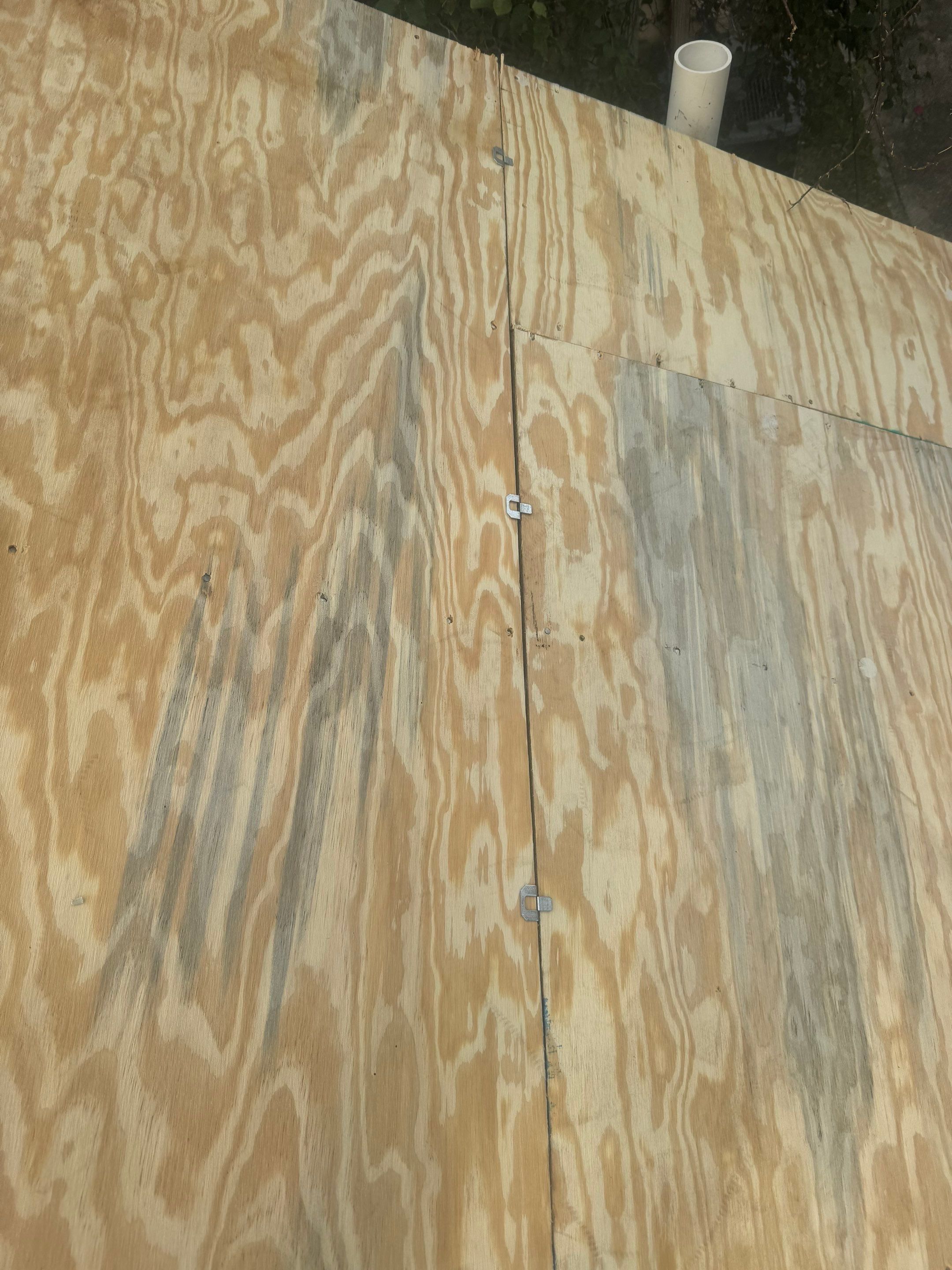 Weathered Wood Shingles by Reimagine Roofing