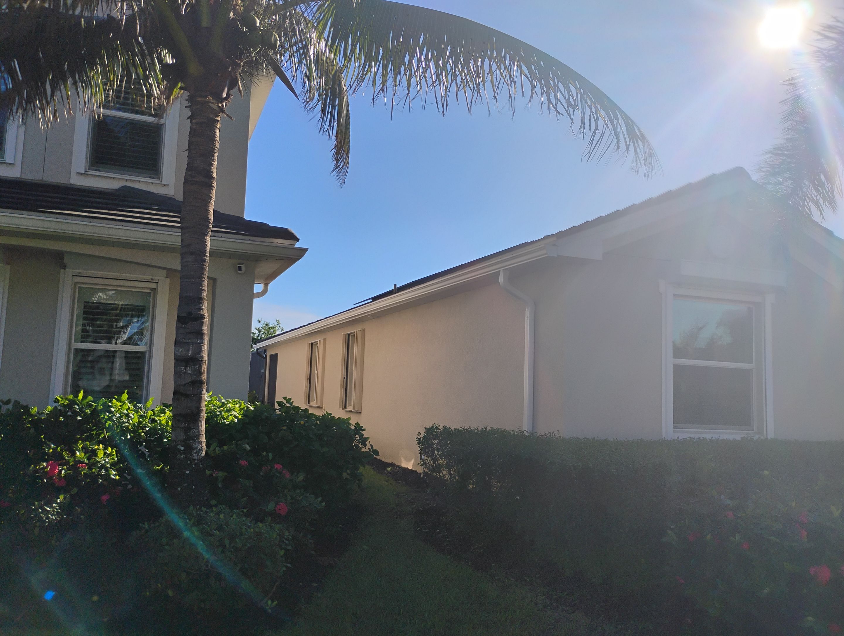 Seamless Gutters in Fort Myers FL by Gutter Professors