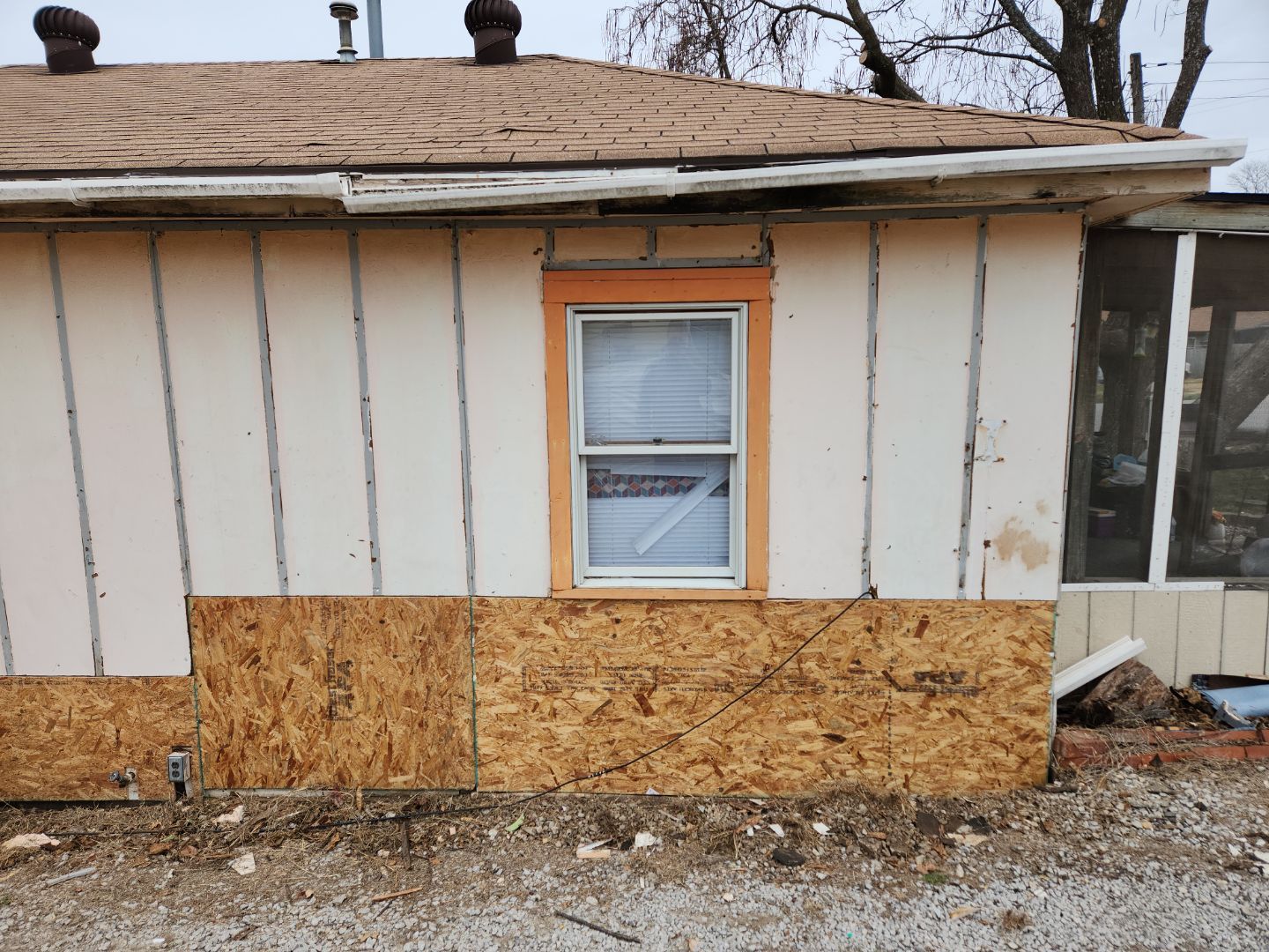 Siding Installation using Exterior Portfolio Vinyl Siding by EEC Windows, Siding & Roofing